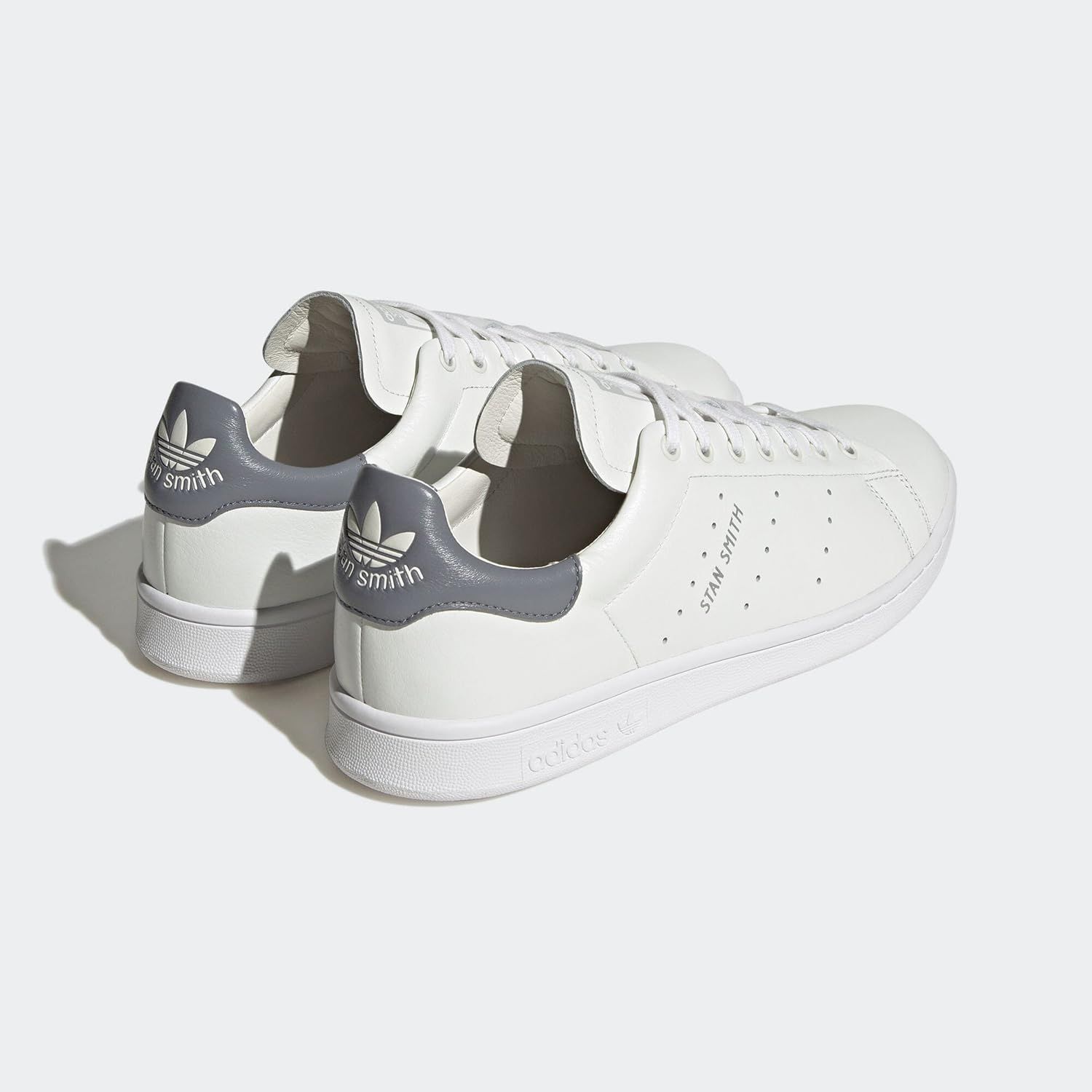  アディダス スタンスミス ラックス ビューティー＆ユース STAN SMITH LUX BEAUTY-YOUTH コアホワイト フットウェアホワイト ID 2564 24.0 cm モカシン 靴