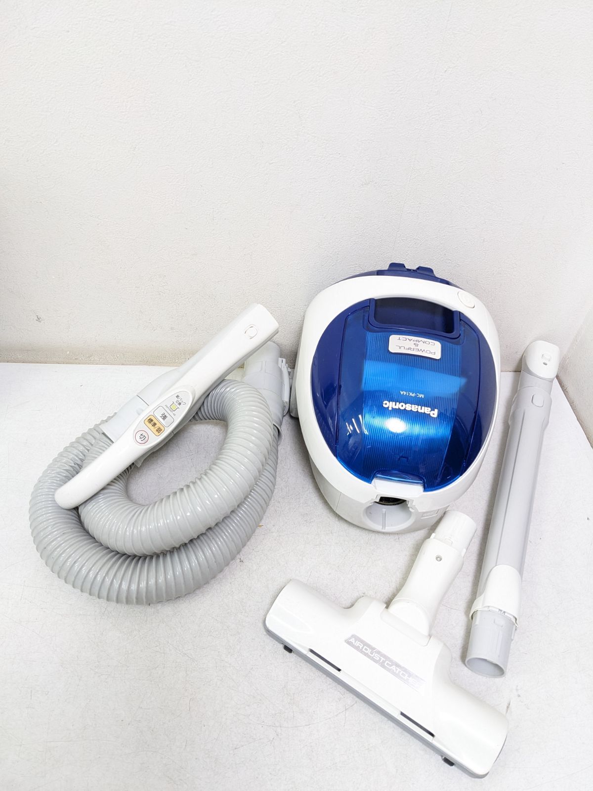Panasonic 掃除機 MC-PK14A-A 2013年製　￼紙パック Panasonic MC-PK14A-A 紙パック式掃除機 2013年製 - メルカリ