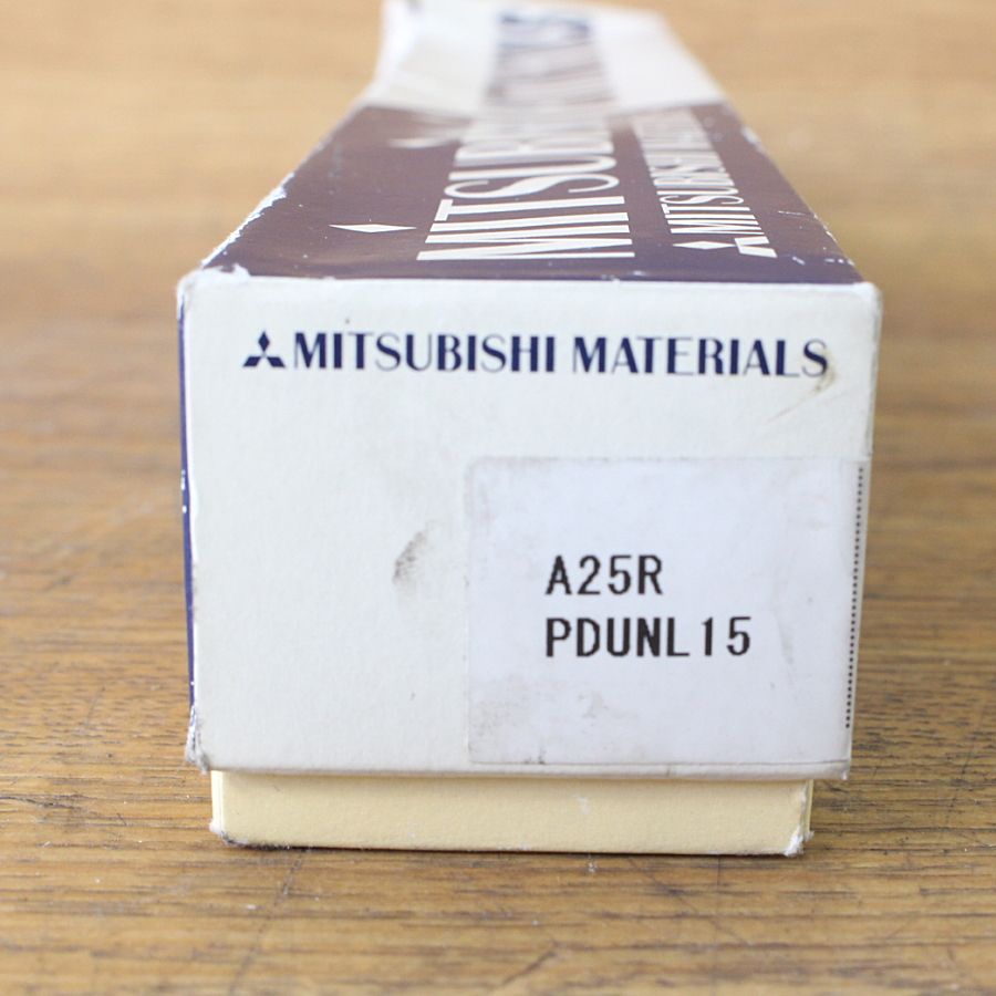  三菱マテリアル 中繰りバイト 中割りバイト バイト工具 切削 切断 穴あけ