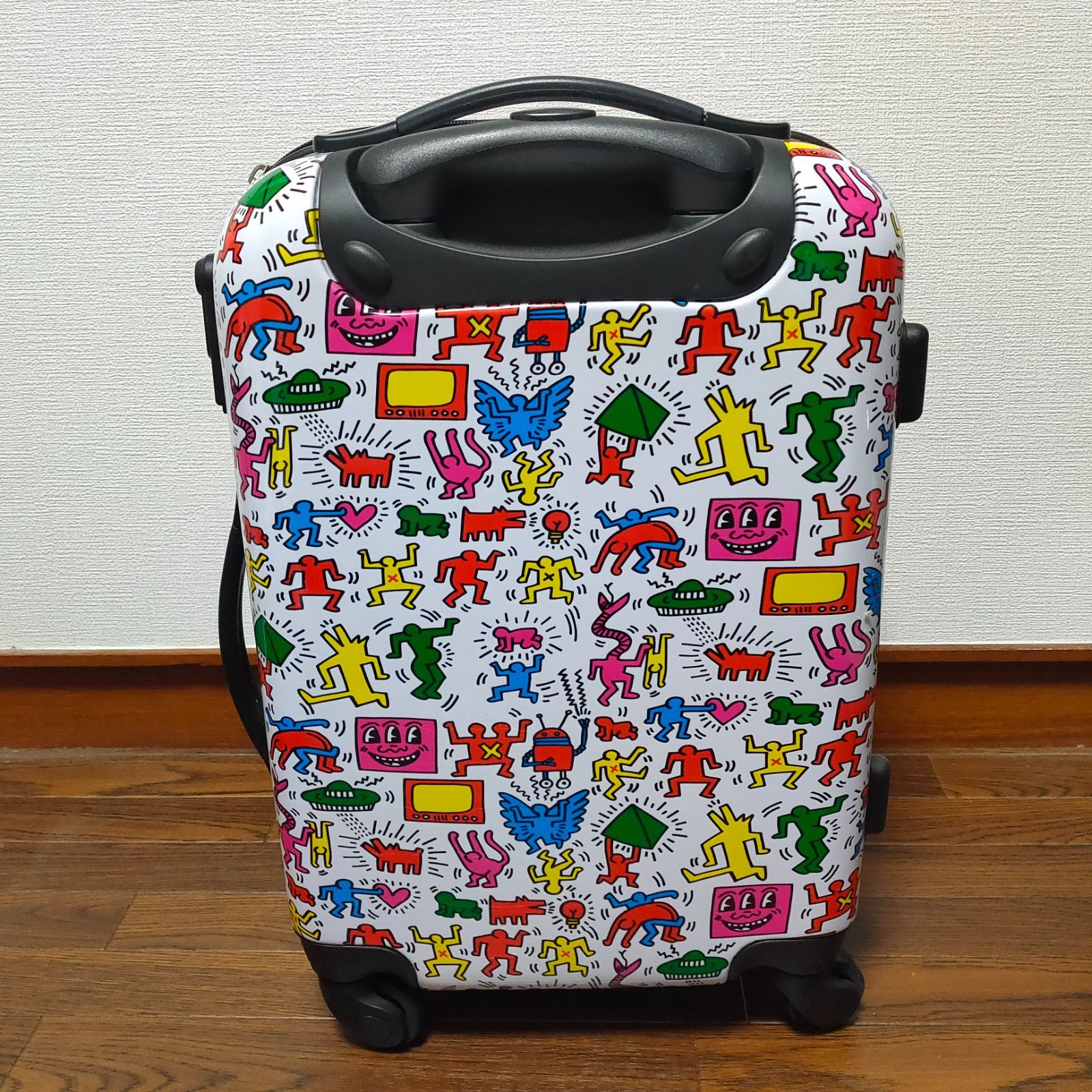 未使用保管品 鍵あり】BIGBANG × キースヘリング スーツケース 拡張式