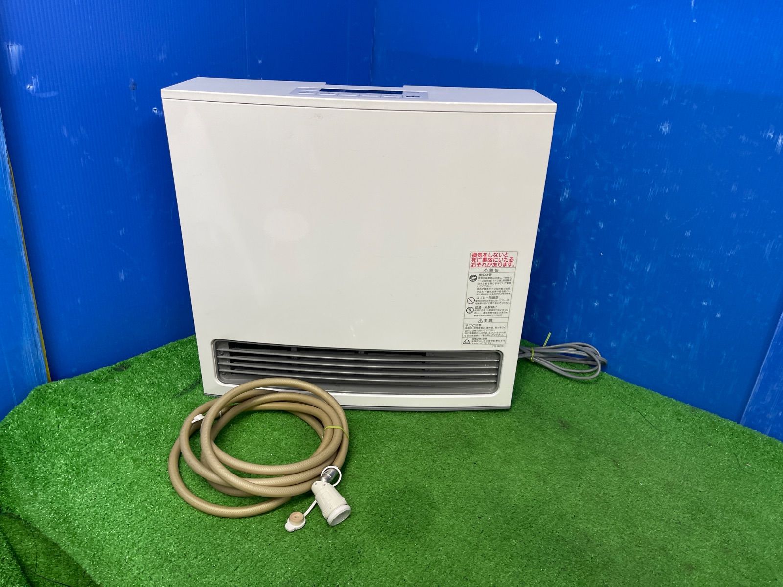 X518☆ホース付き ノーリツガスファンヒーターGFH-4006S-W5 都市ガス