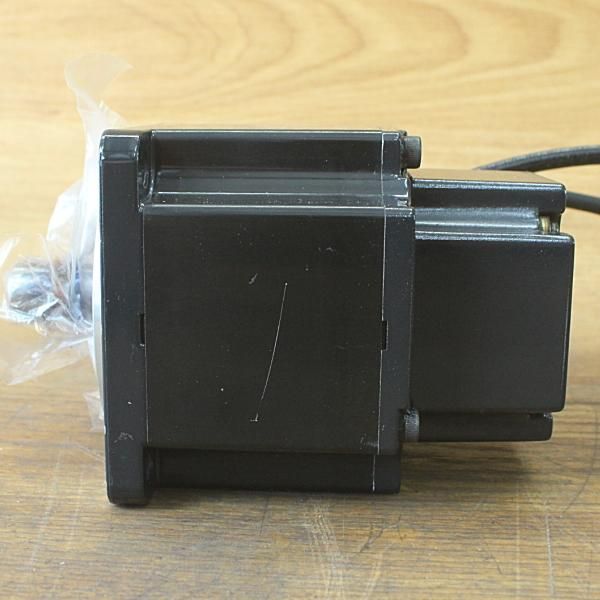  富士電機 -SE-Z 4 サーボモーター 400 W 電設資材 材料 資材