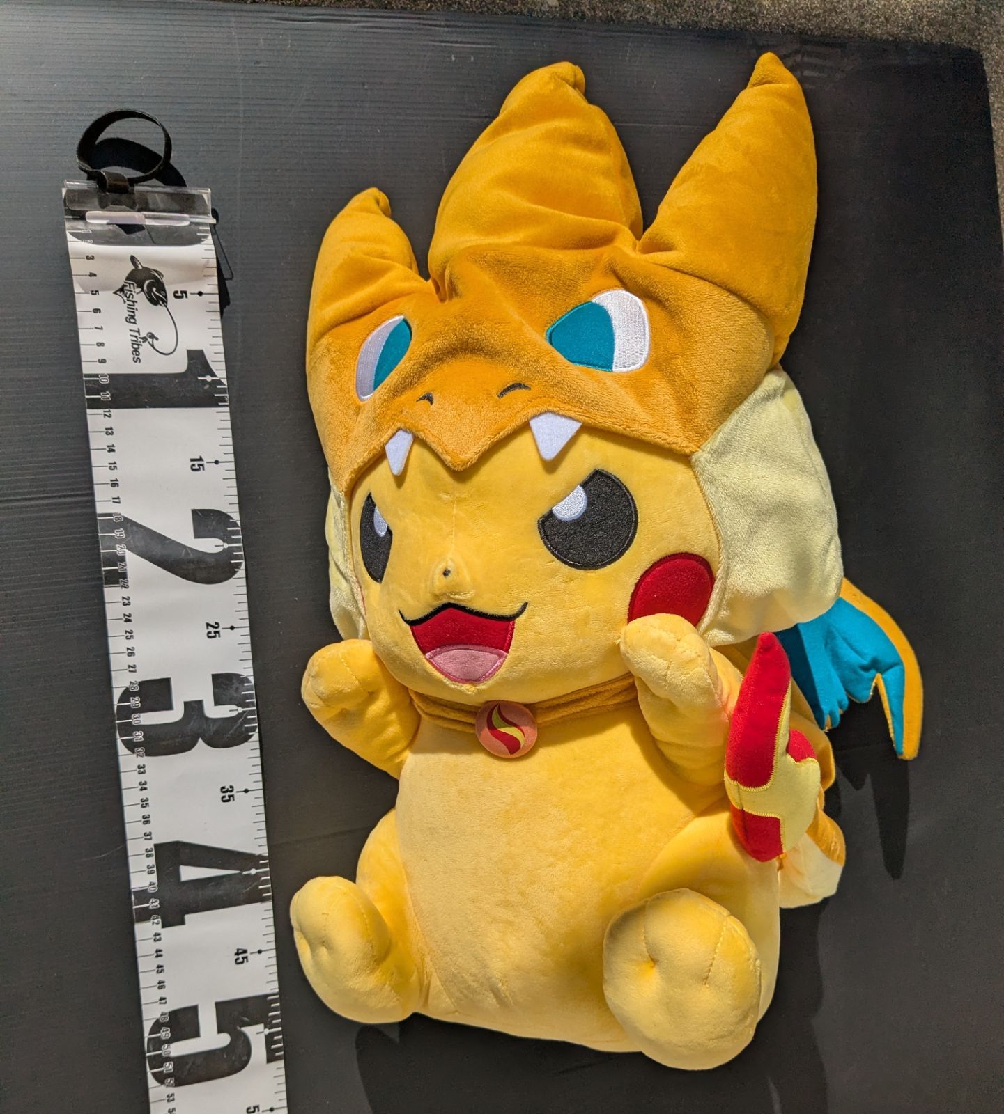 ポケモンセンターメガトウキョーのピカチュウ メガサイズぬいぐるみ ポケモンセンターメガトウキョーのピカチュウ メガサイズぬいぐるみ