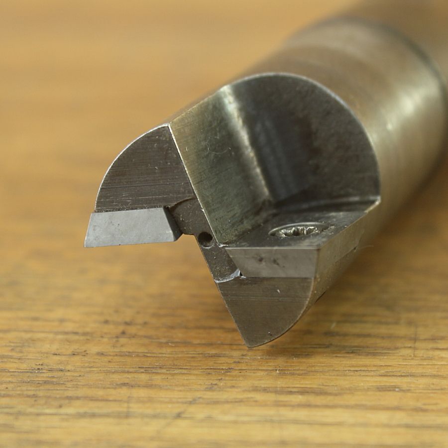  4本 三菱 BAE 600 R スローアウェイエンドミル エンドミル 切削 切断 穴あけ