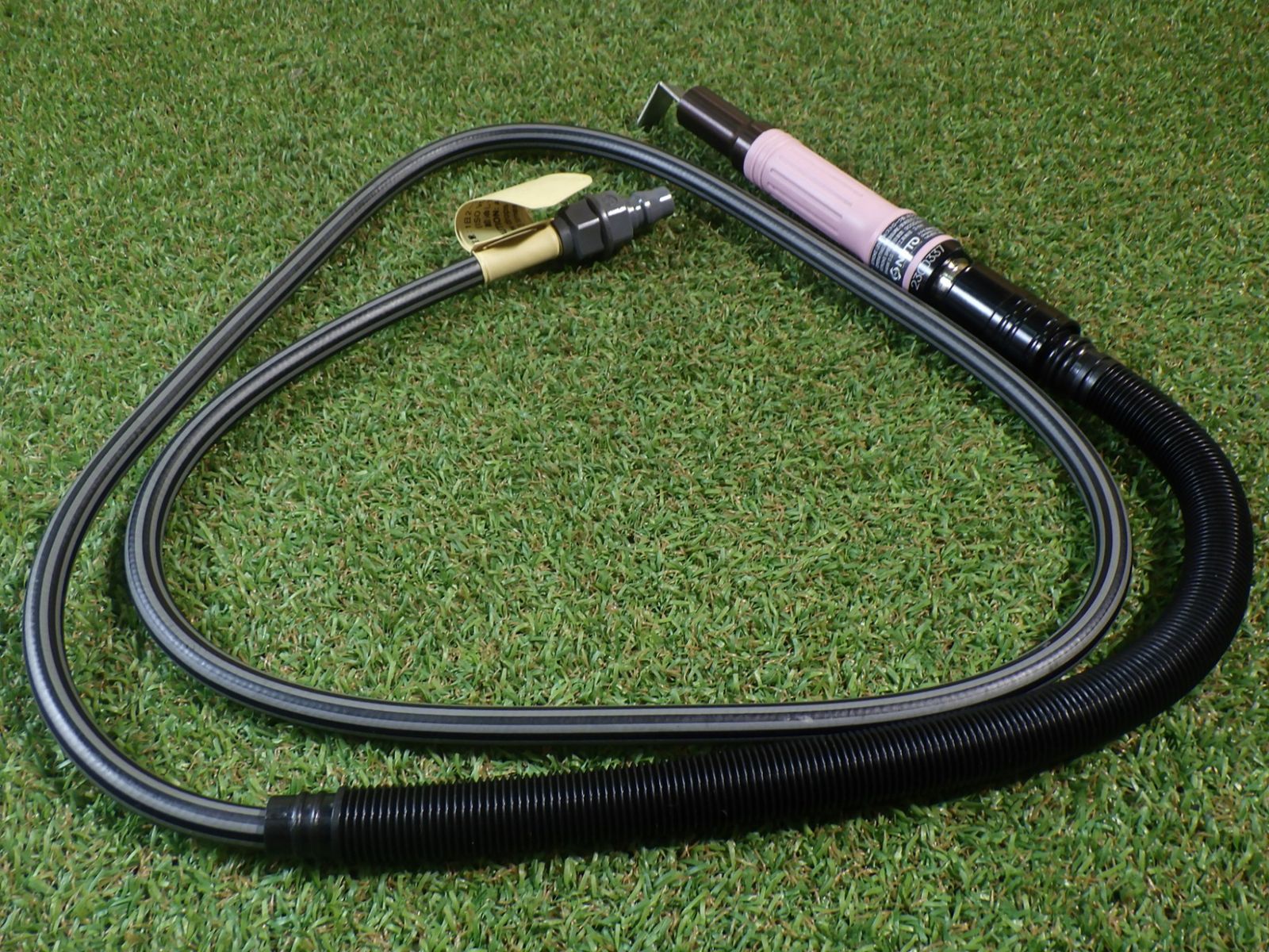 バリ取りなどに