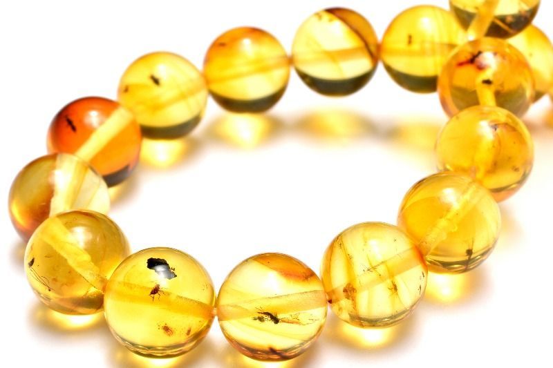 １点物 全粒内包 入荷 虫入り琥珀アンバー 9.5 mm ブレスレット パワーストーン 天然石 _MC 2472
