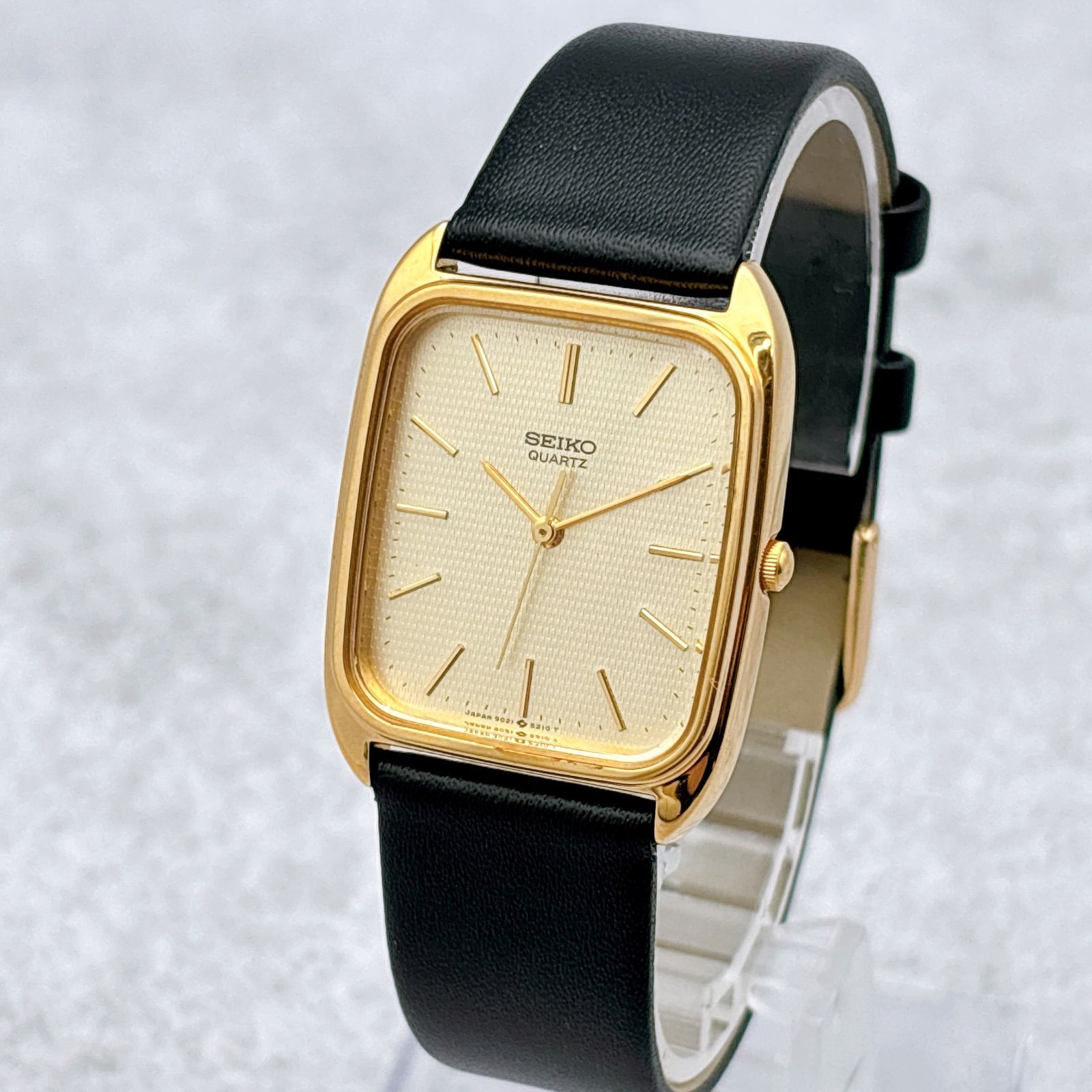 稼働 SEIKO セイコー メンズ 腕時計 スクエア ゴールド 9021-517P 裏蓋