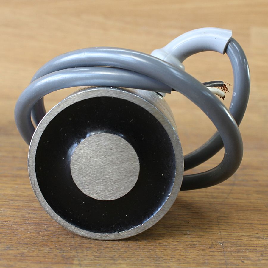  KANETEC カネテック KE 5 A マグネットホルダ 電磁ホルダ 固定クランプ バイス クランプ