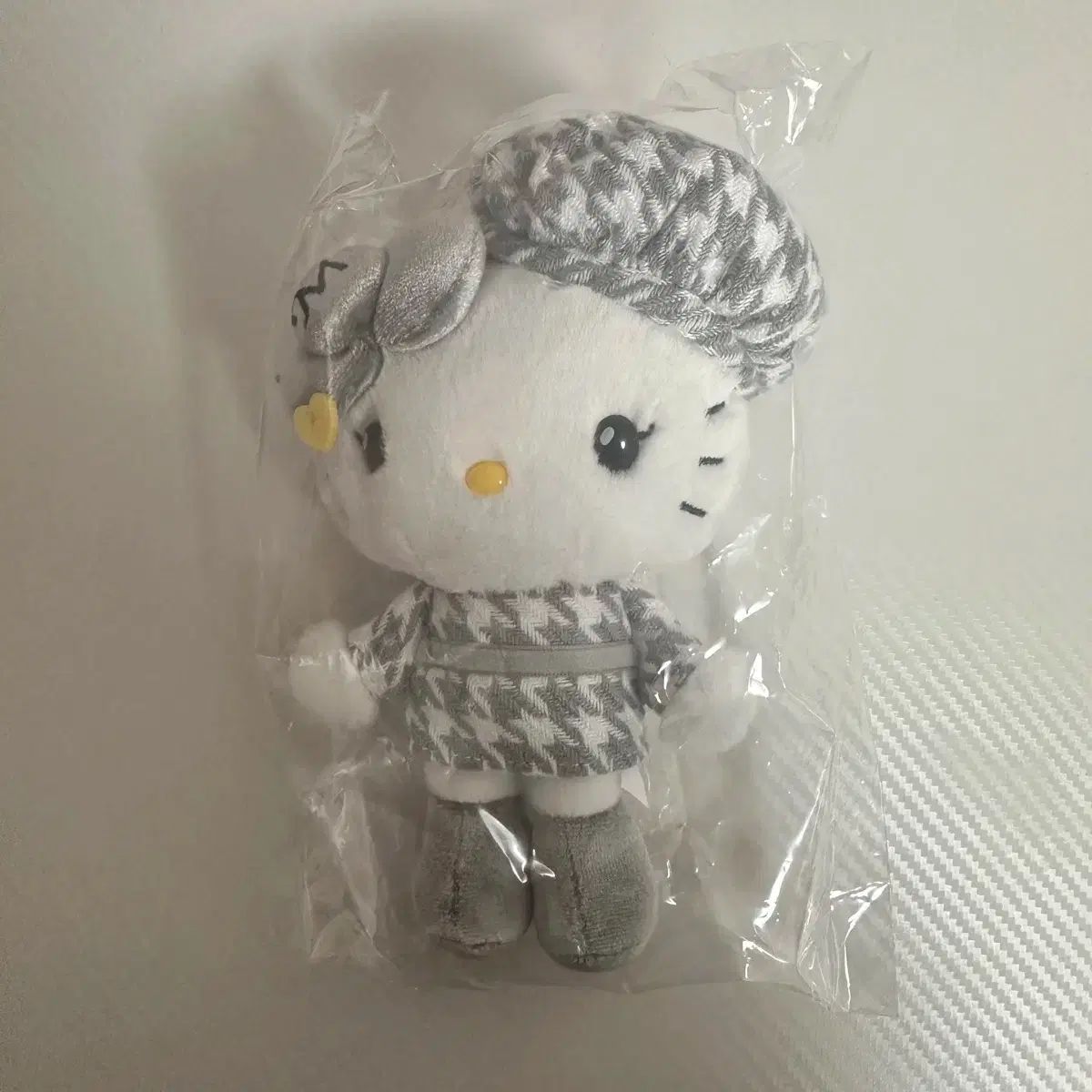  サンリオ モノクロークルーガ houndtooth check HELLO Mimi ぬいぐるみ その他