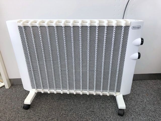 Delonghi デロンギ マイカパネルヒーター WH