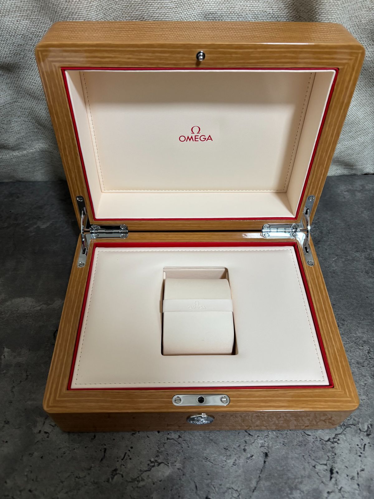 オメガ OMEGA 空箱 腕時計ケース BOX 取扱説明書 カードケース 巾着付 