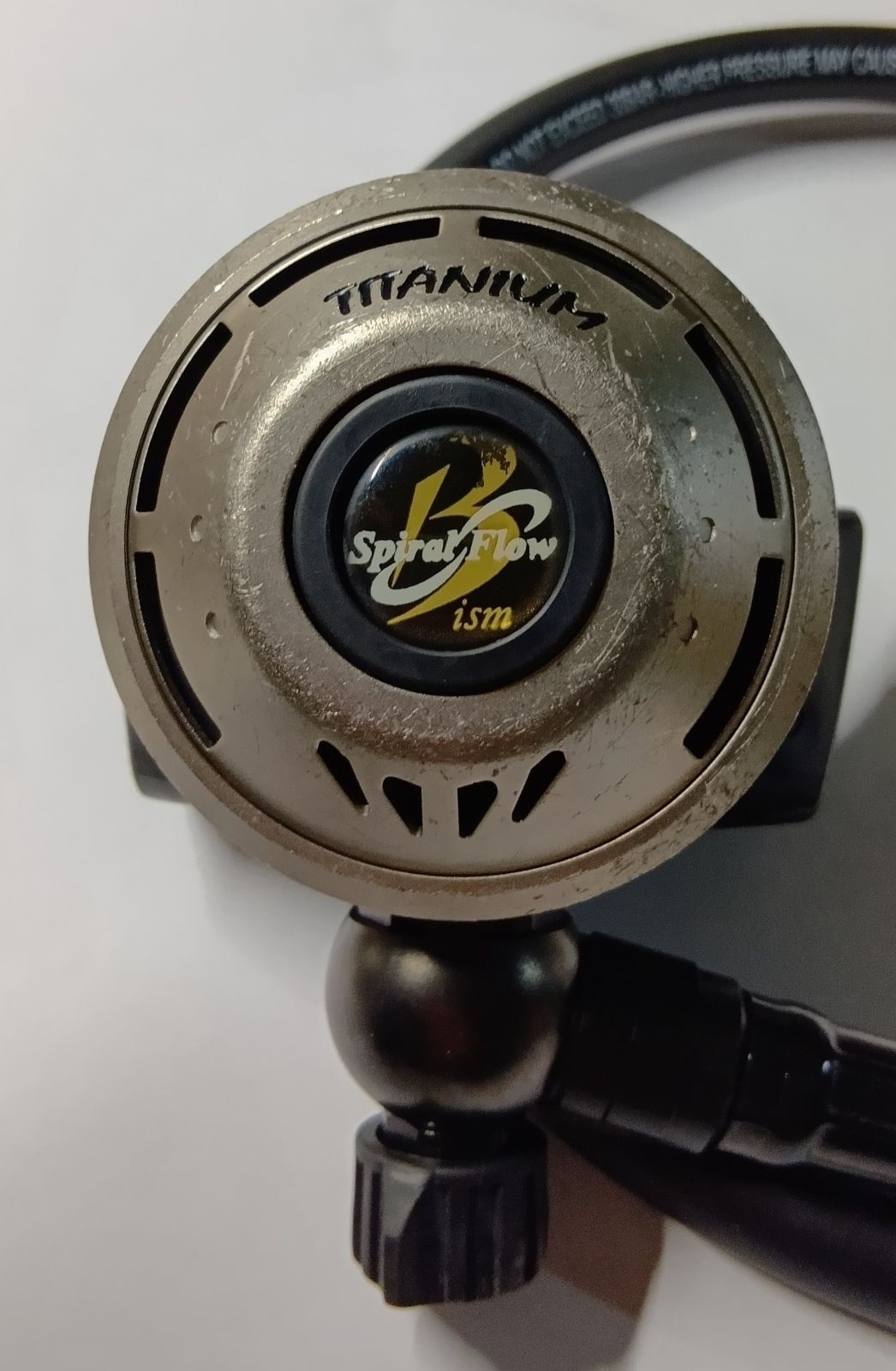 Bism レギュレーター 57