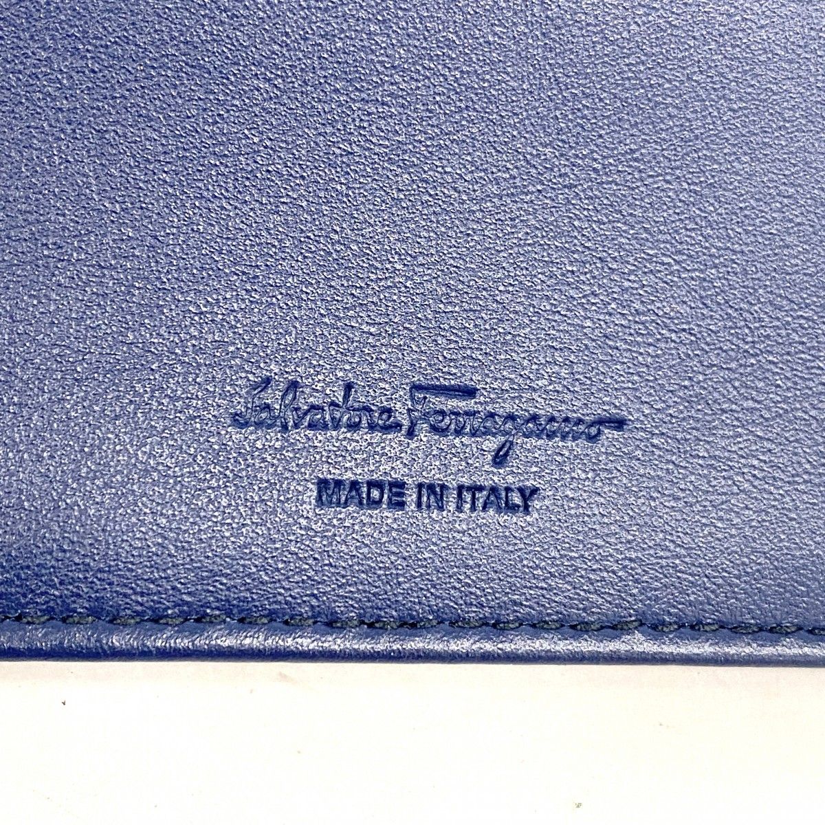 【5pb1776】サルヴァトーレフェラガモ 名刺入れ ガンチーニ レザー ブラック シルバー金具【中古】メンズ 5pb1776】サルヴァトーレフェラガモ 名刺入れ ガンチーニ レザー