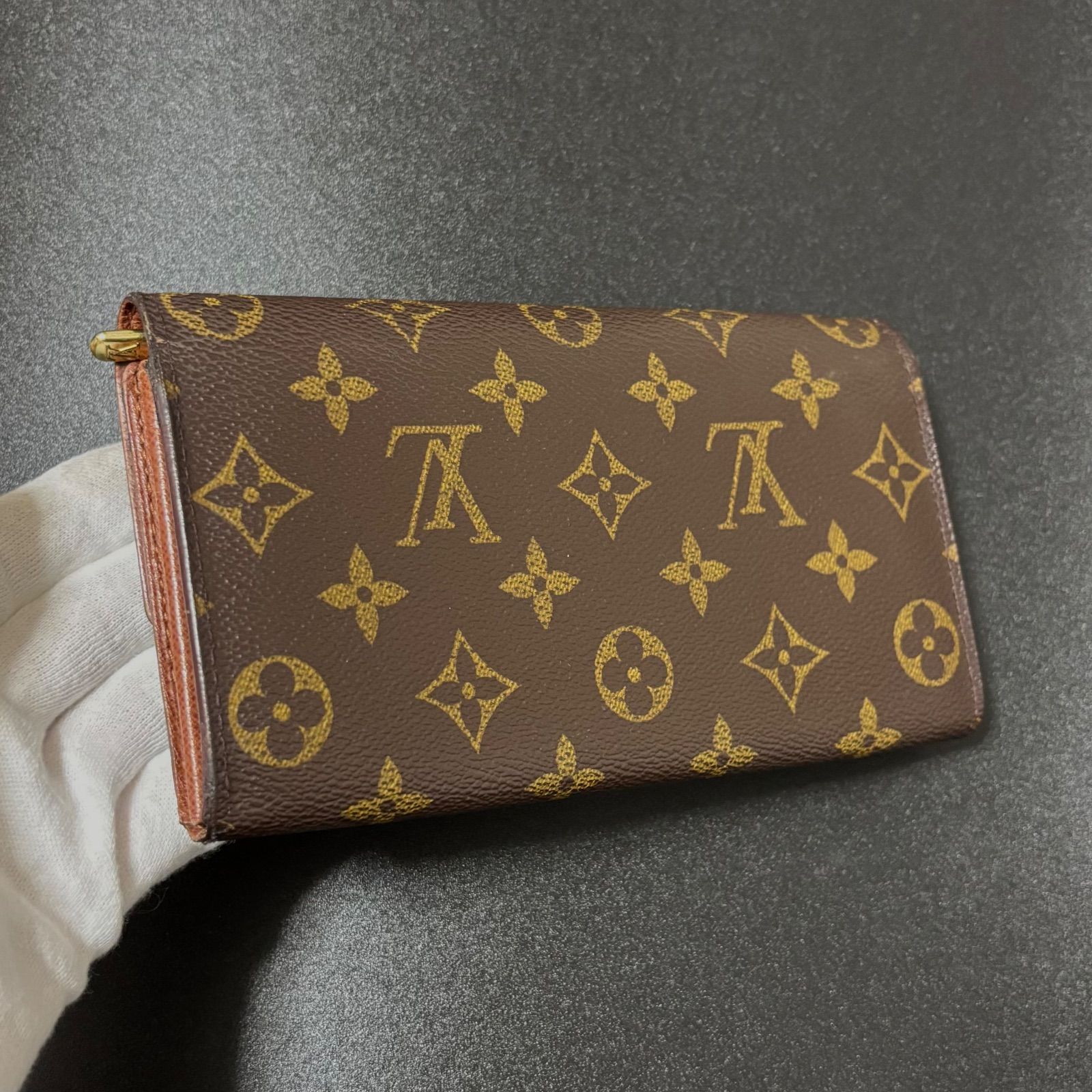 ルイヴィトン エピ ポシェット ポルトモネ クレディ旧 ポルトフォイユ サラ t67 ポルトモネ クレディ ポルトフォイユ サラ 旧型 Louis Vuitton