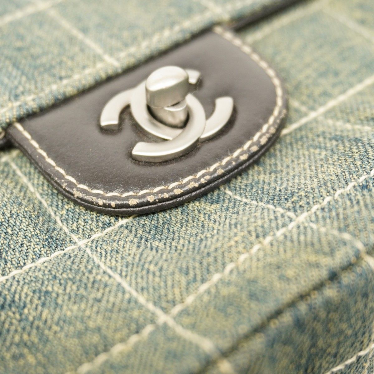 【5pb1954】シャネル ショルダーバッグ チョコバー チェーンショルダー デニム ブルー シルバー金具【中古】レディース 5pb1954】シャネル ショルダーバッグ チョコバー デニム ブルー