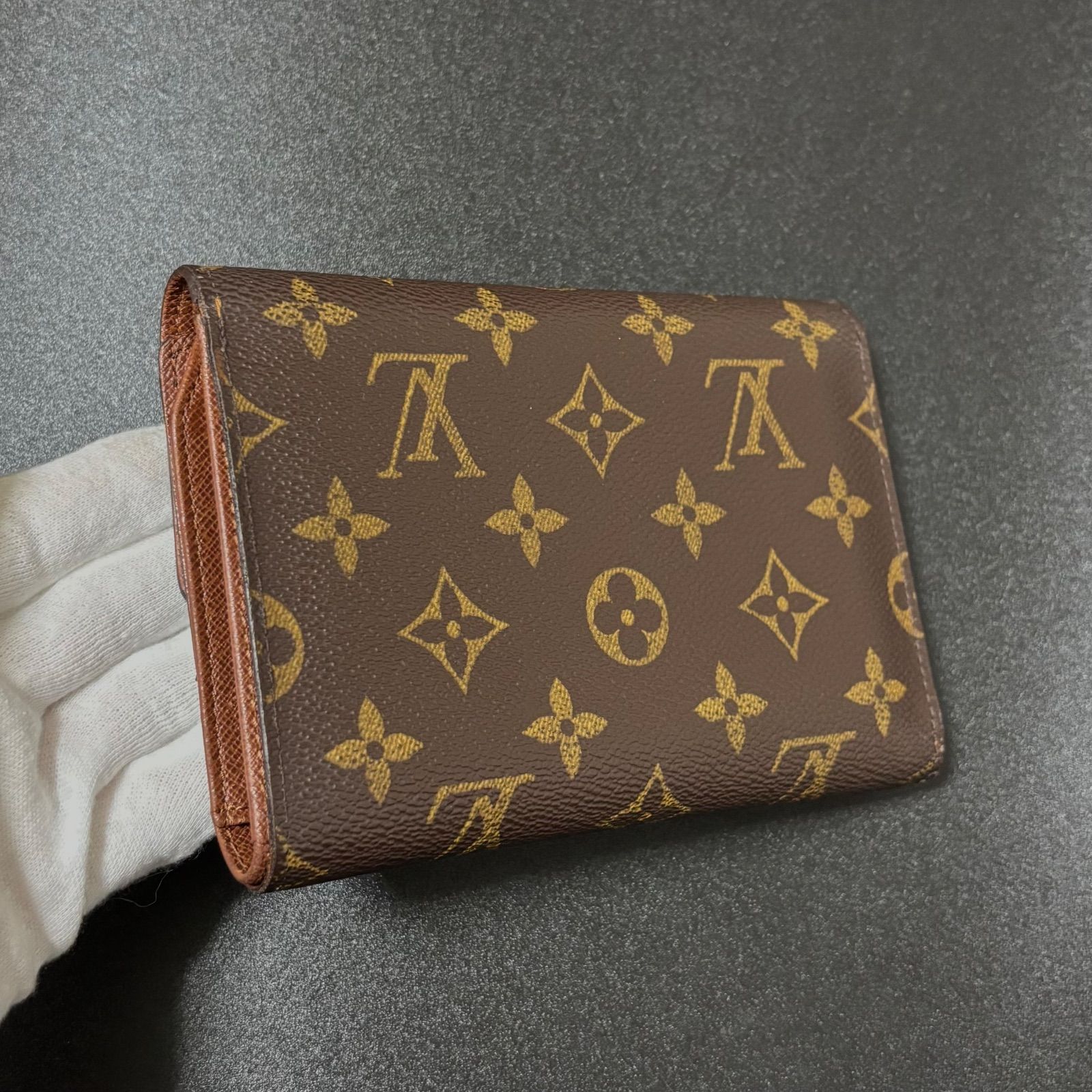 ルイヴィトン ポルトトレゾール エテュイ パピエ モノグラム 三つ折り財布 u31 ポルト トレゾール エテュイ パピエ モノグラム 3つ 三つ 折り