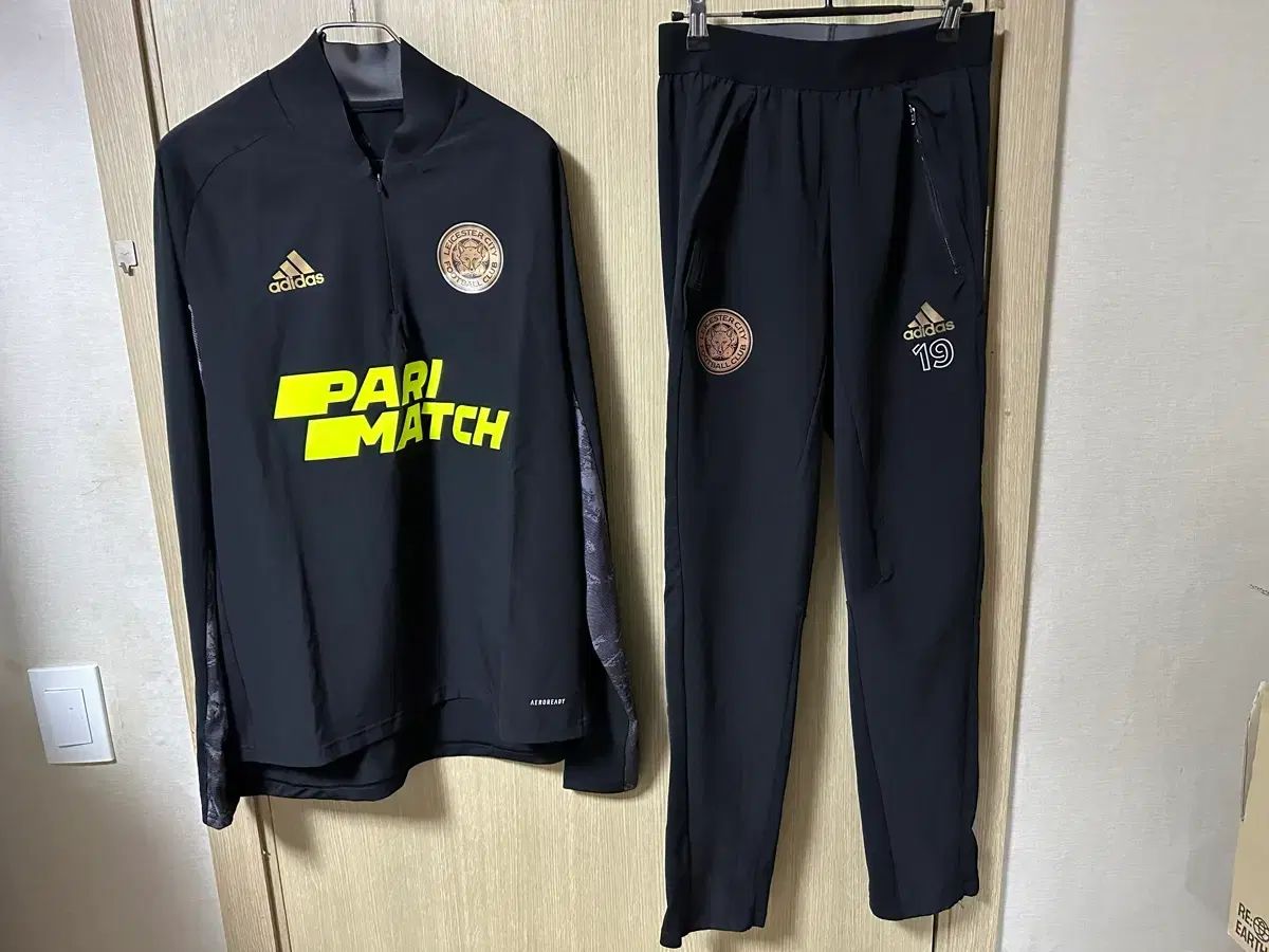 アディダス 20-21 レスターシティ 支給品 トレーナー トップス パンツ セット