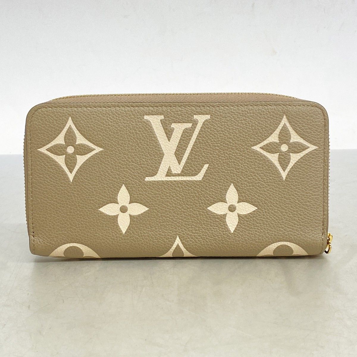 2066 ルイヴィトン