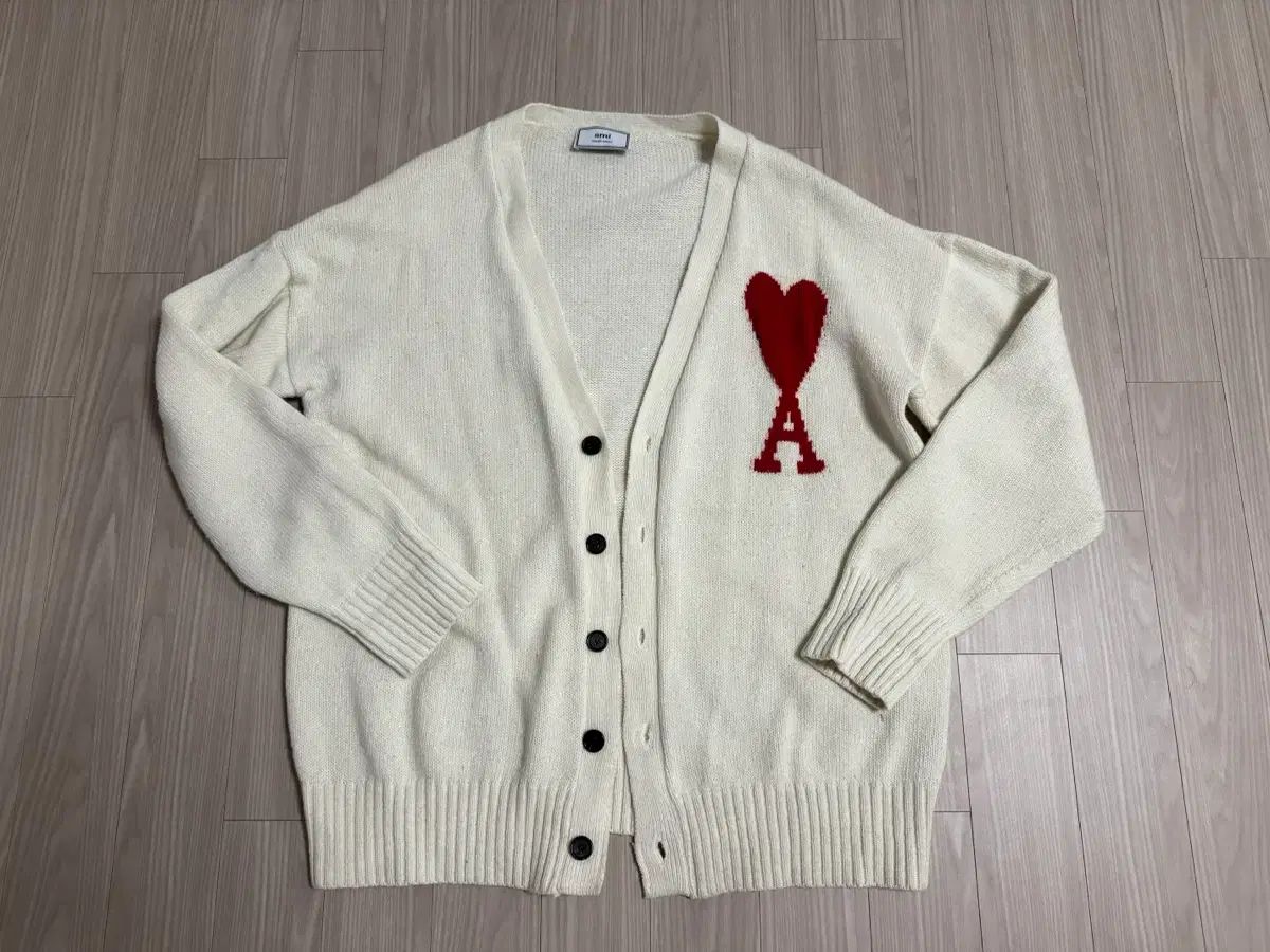 アミ カーディガン 出品