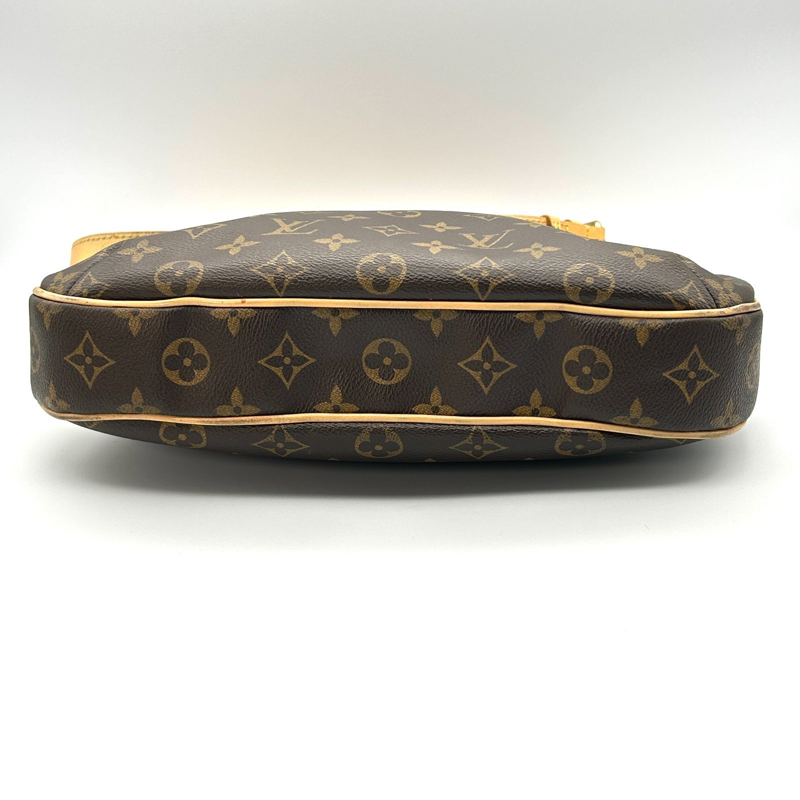 Louis Vuitton ルイヴィトン オデオン MM モノグラム ショルダー