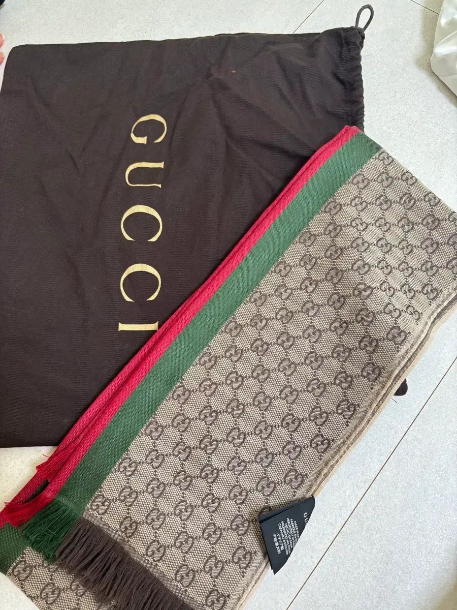 グッチ GG パータン マフラー ダストバッグ