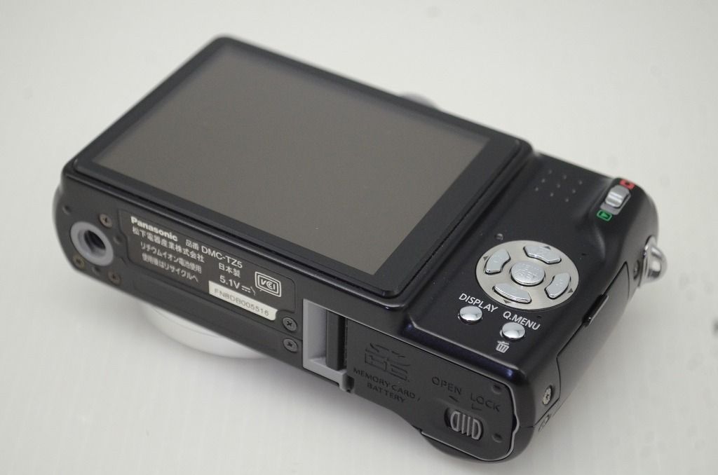 カメラ 美品 Panasonic パナソニック LUMIX DMC-TZ5 コンパクト