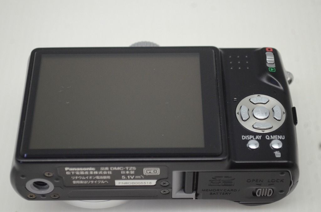 カメラ 美品 Panasonic パナソニック LUMIX DMC-TZ5 コンパクト