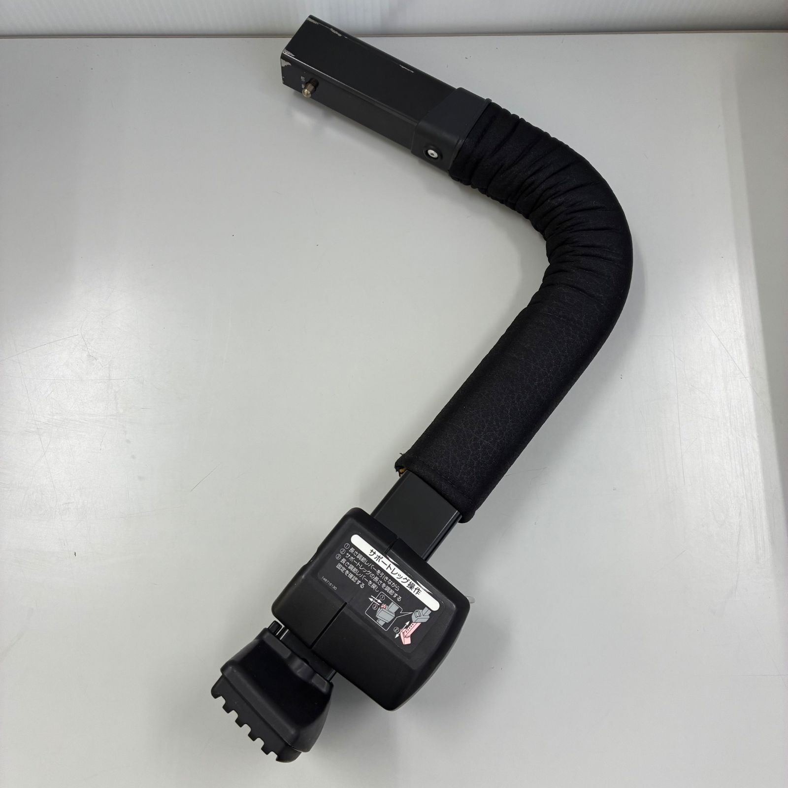  Combi コンビ チャイルドシート エッグショック NC-520 ダークマルーン 車用チャイルドシート チャイルドシート