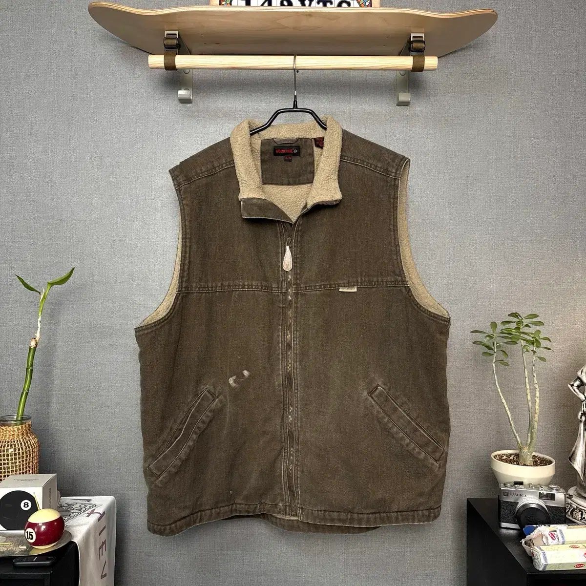 ウルヴァリン シェルパ ベストジャケット