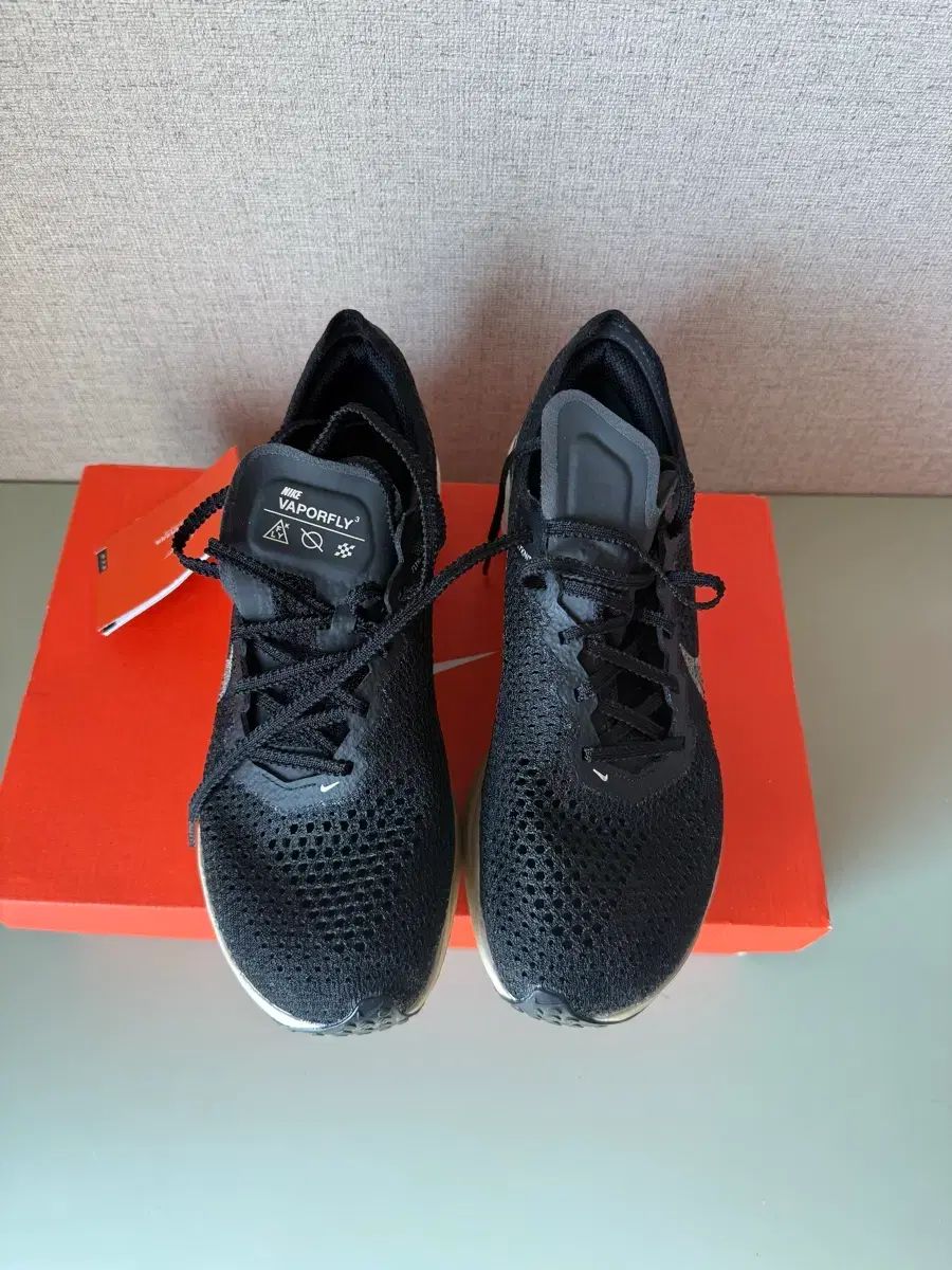 NIKE ヴェイパーフライ 3 250 ブラック