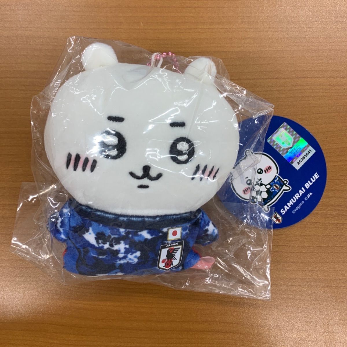 新品未開封 ちいかわのぷちミニマスコット ちいかわ サッカー日本代表