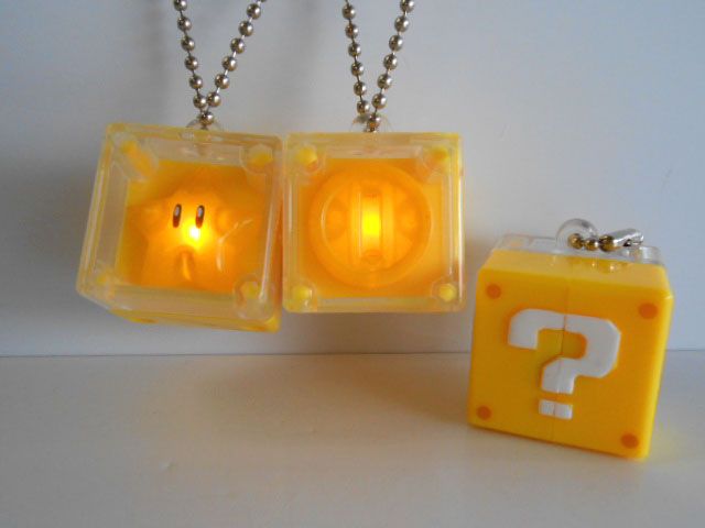 ♯Ihv30CBスーパーマリオ3Dランドハテナブロックライト3種 - メルカリ