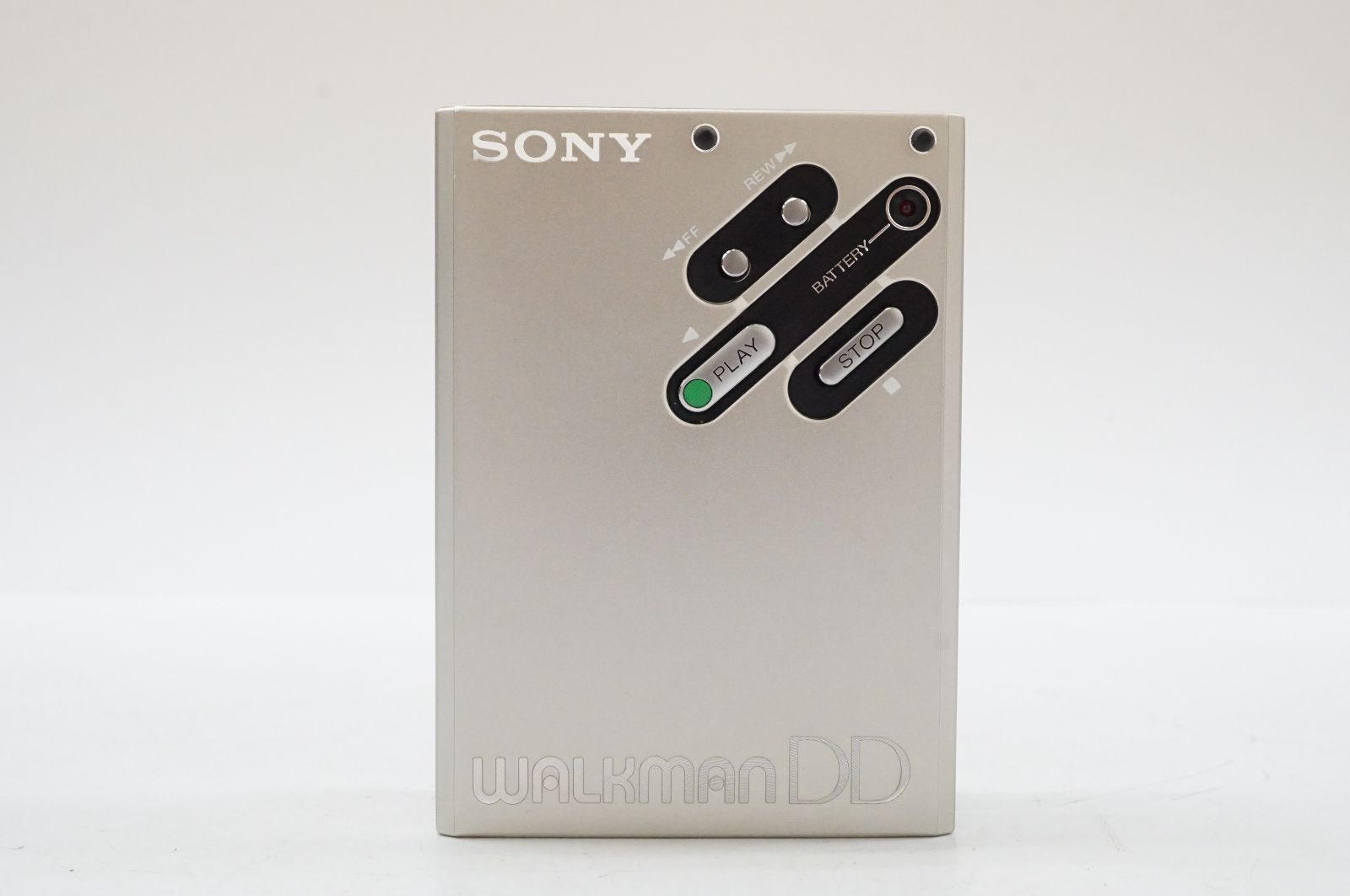 C 151611 SONY WALKMAN WM DD カセットウォークマン ケース付き