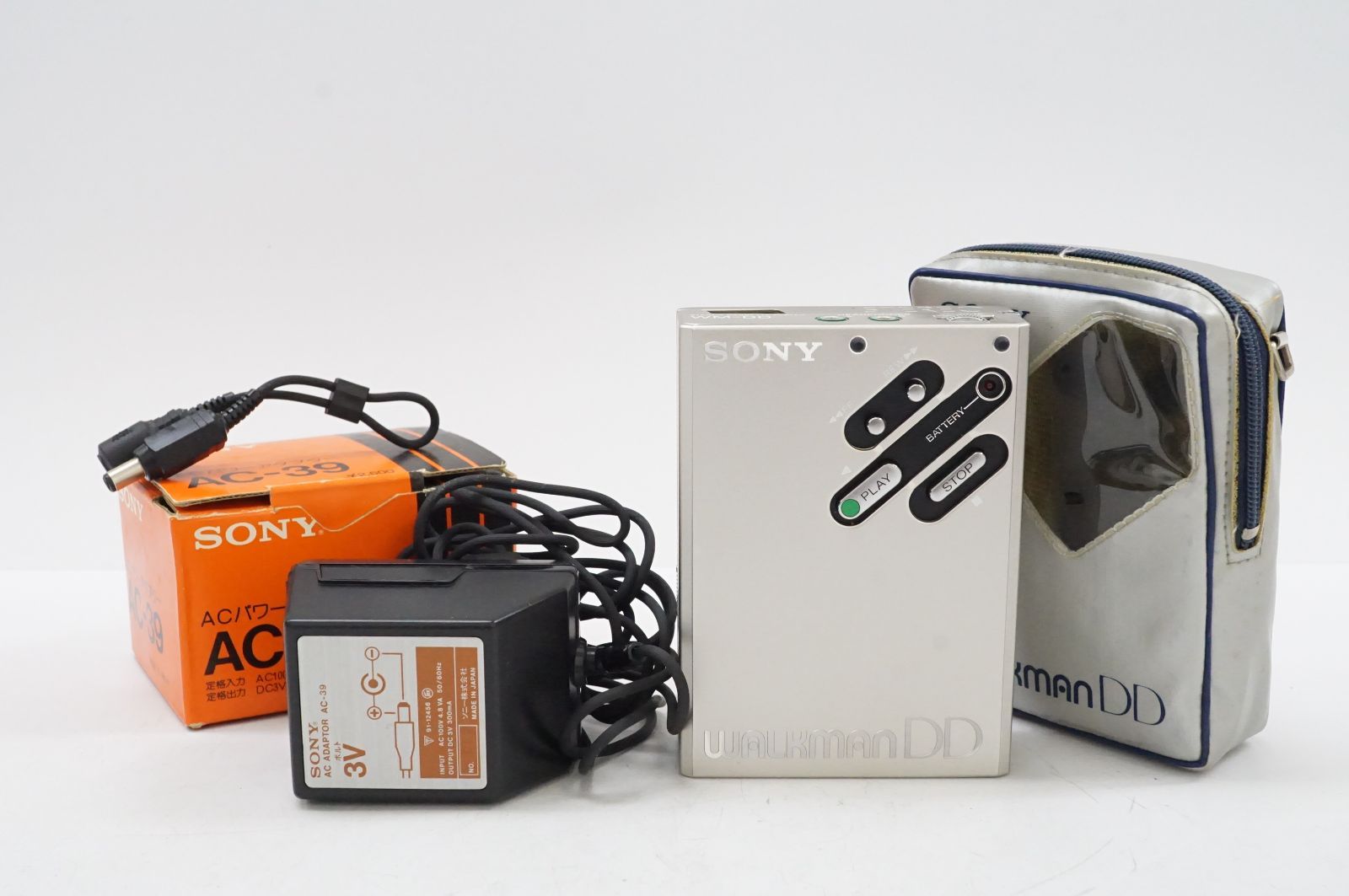 C151611)SONY WALKMAN WM-DD カセットウォークマン 美品 ケース付き