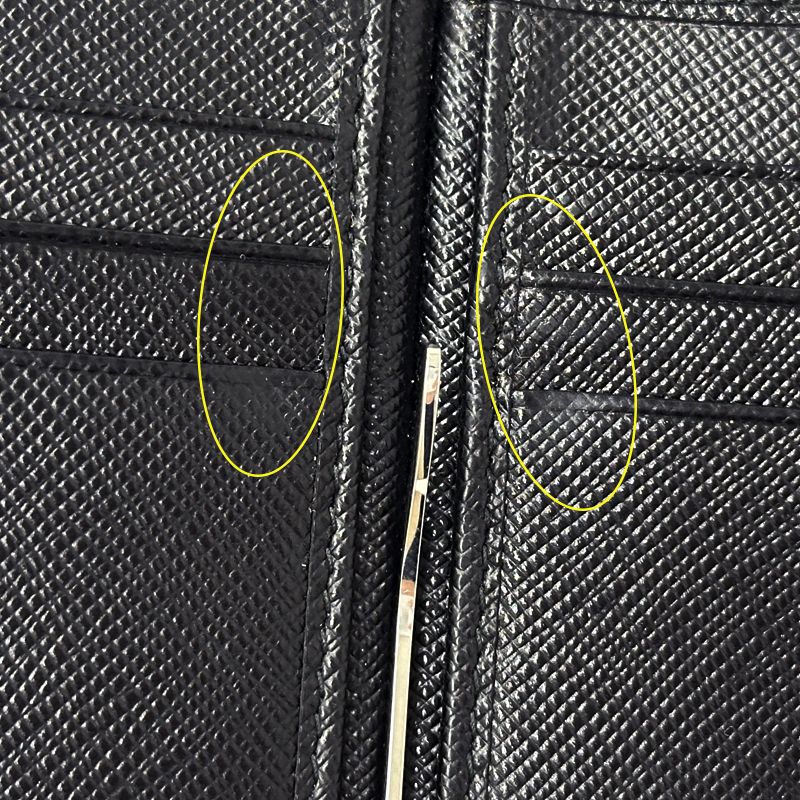 未使用⭐️プラダ 2M1077 サフィアーノ マネークリップ ロゴ金具