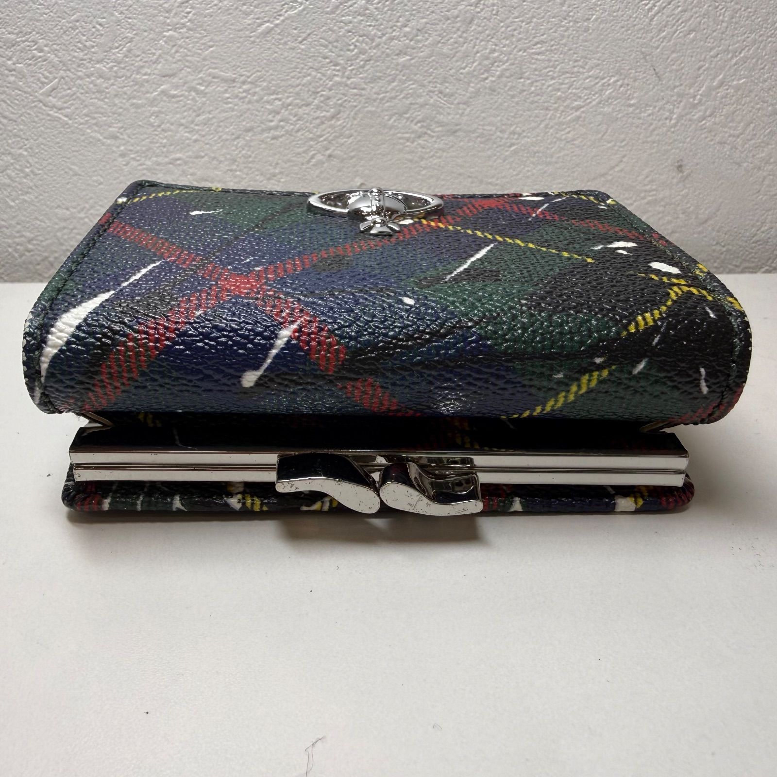 極美品】ヴィヴィアンウエストウッド 三つ折り財布 がま口 オーブ