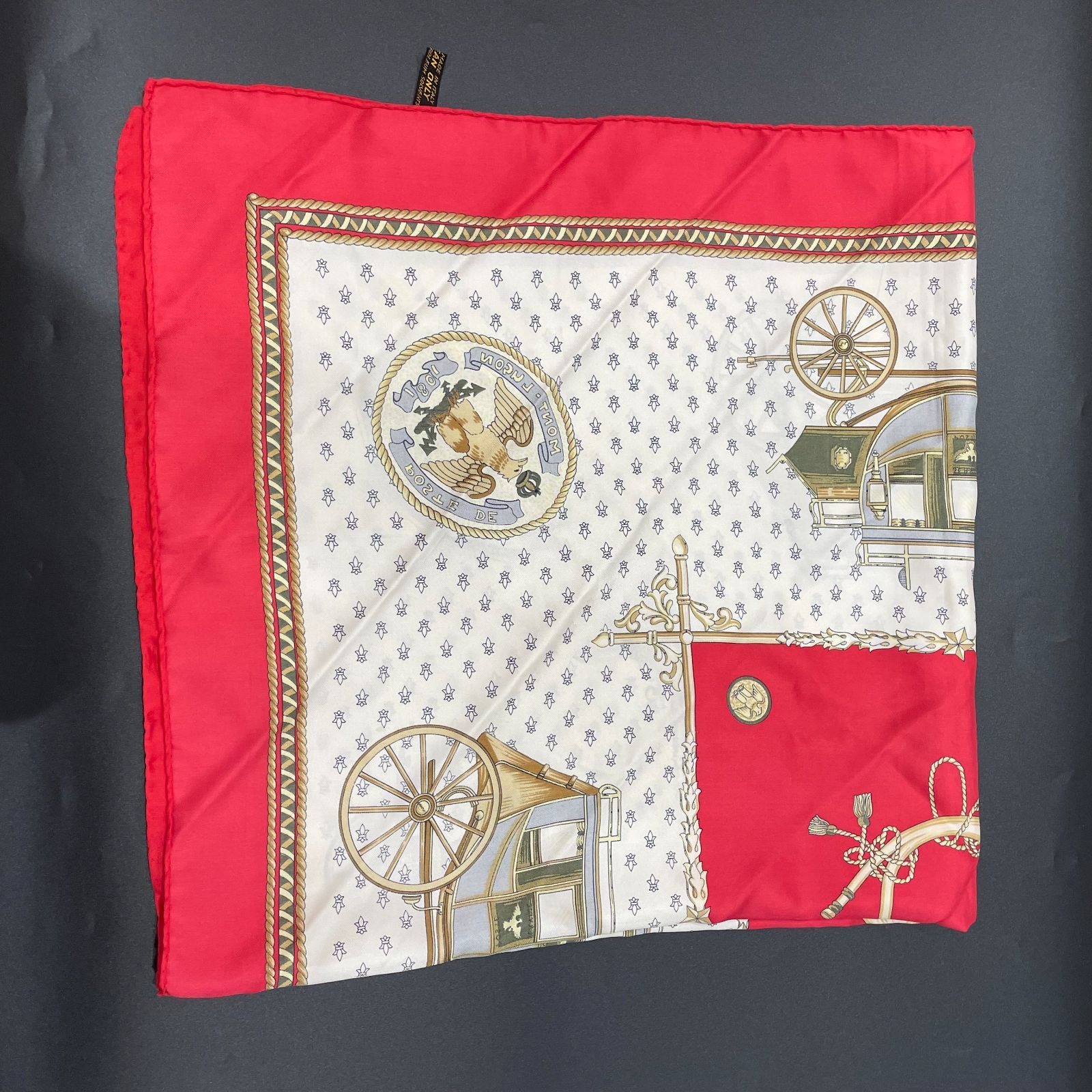 セリーヌ スカーフ