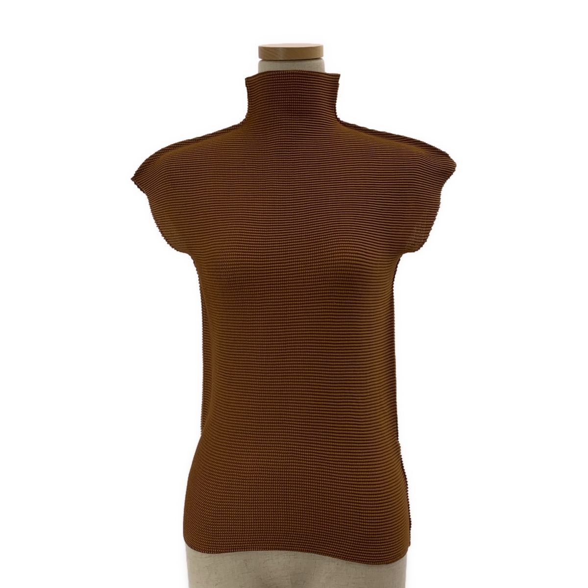 me ISSEY MIYAKE / ミーイッセイミヤケ | ハイネック プルオーバー