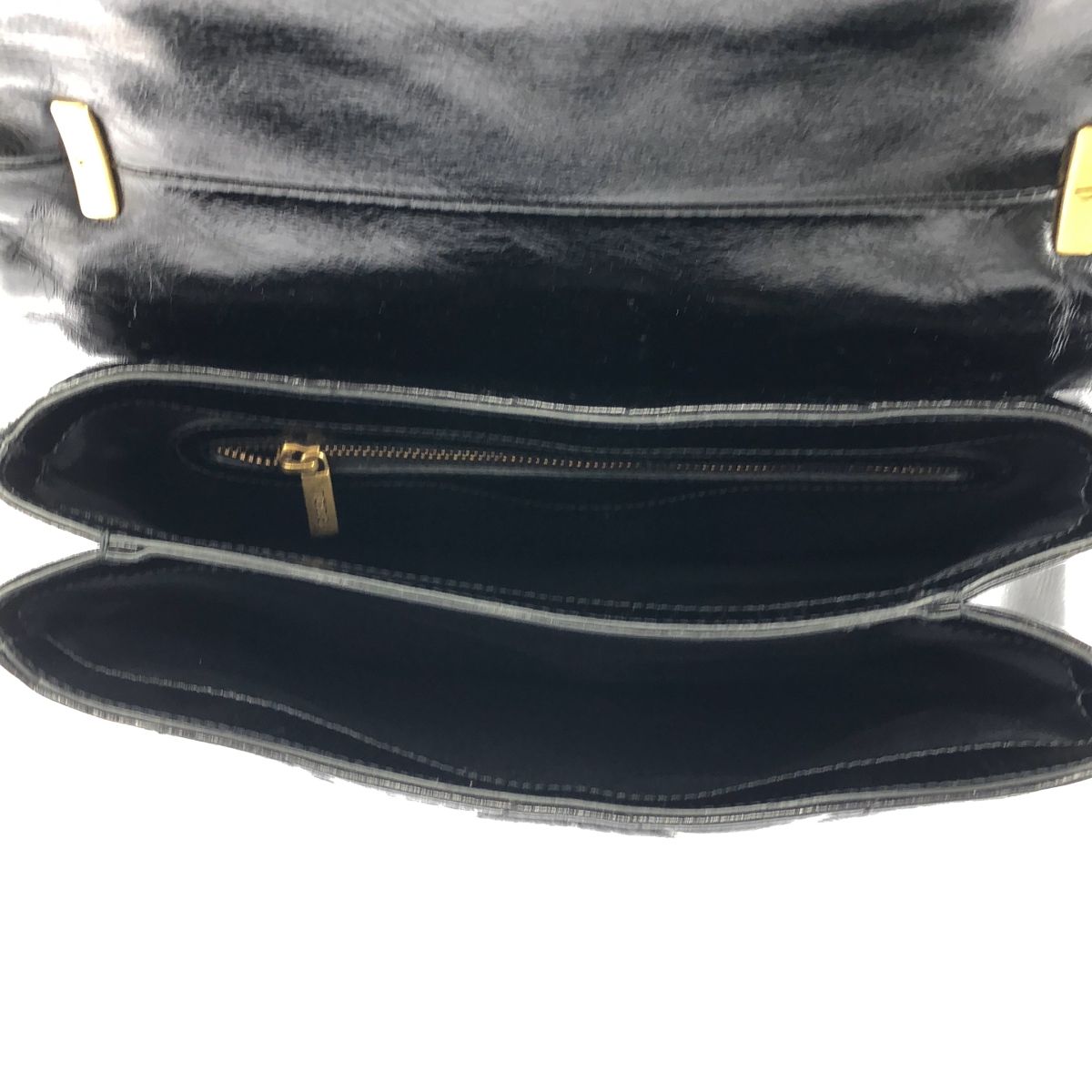 ショルダーバッグ