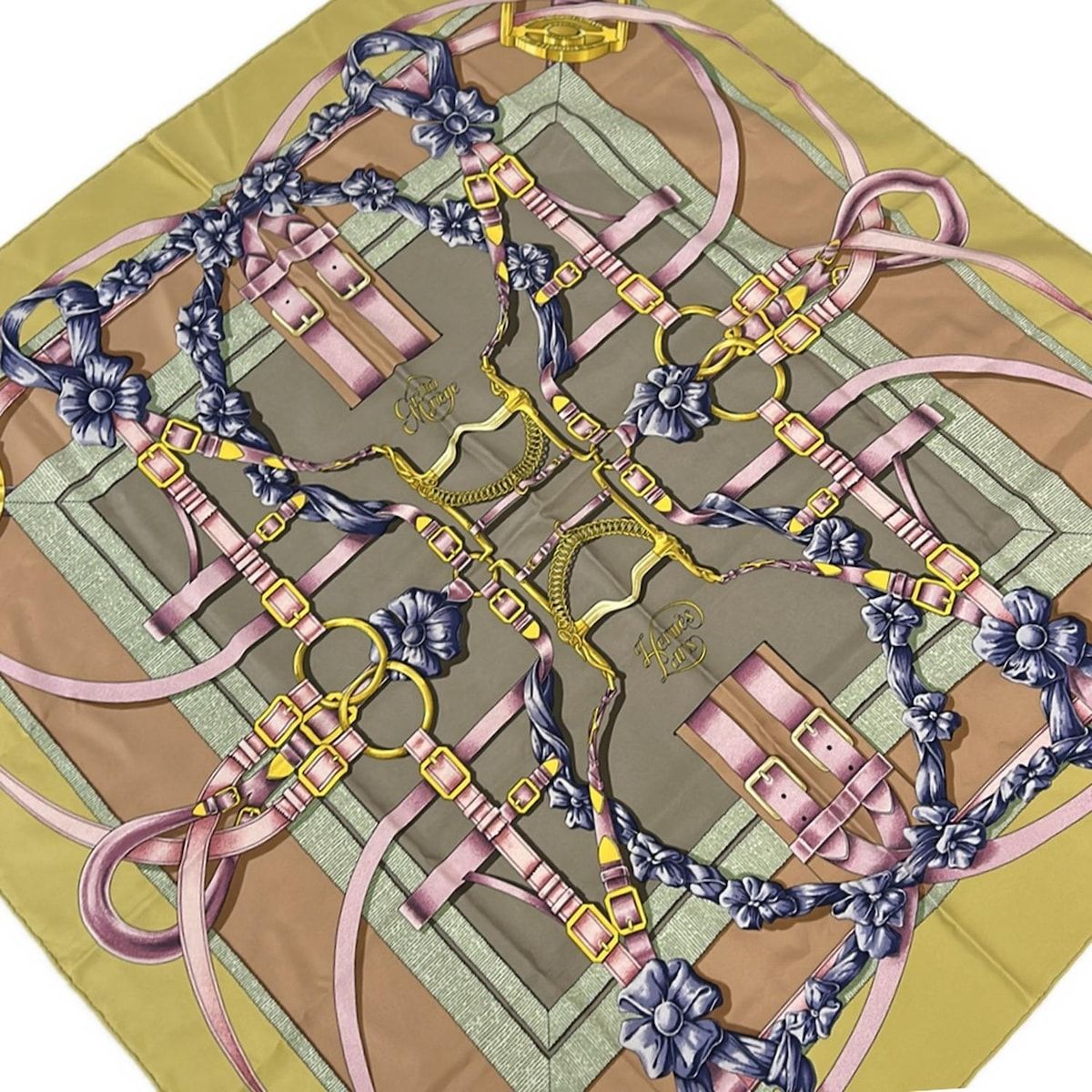 HERMES(エルメス) スカーフ カレ90 ダークグレー×イエロー×マルチ