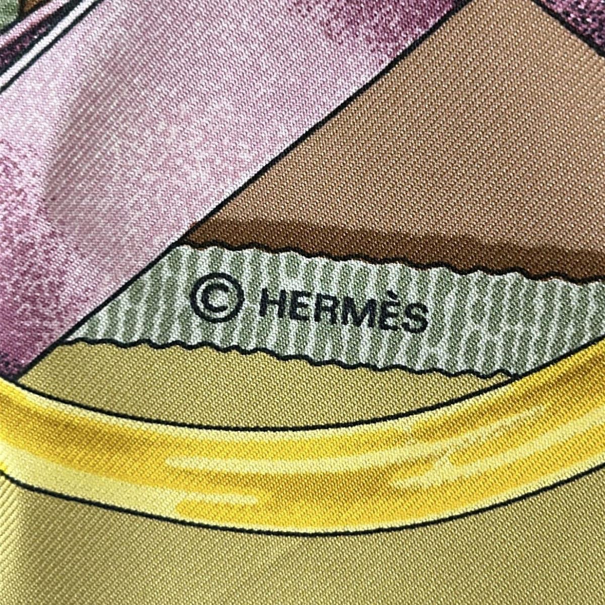 HERMES エルメス スカーフ カレ90 ダークグレー イエロー マルチ CRANO MANEGE グランマネージュ