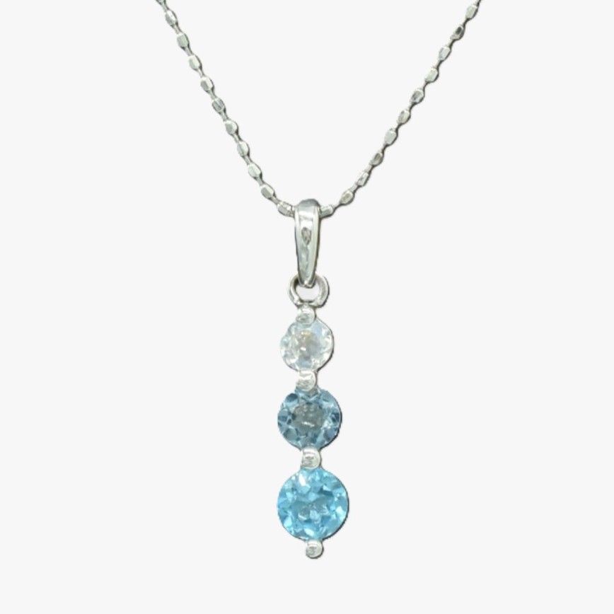 K 10 WG ネックレス 1 8 g ライトブルー 水色 全長40 cm かわいい レディース