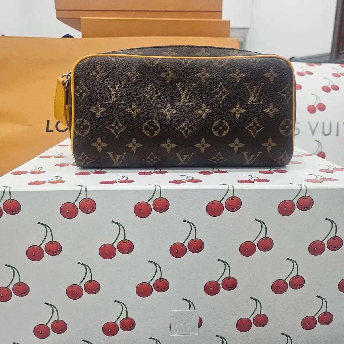 ルイヴィトン ドゥブ キー キット クラッチバッグ ポーチバッグ