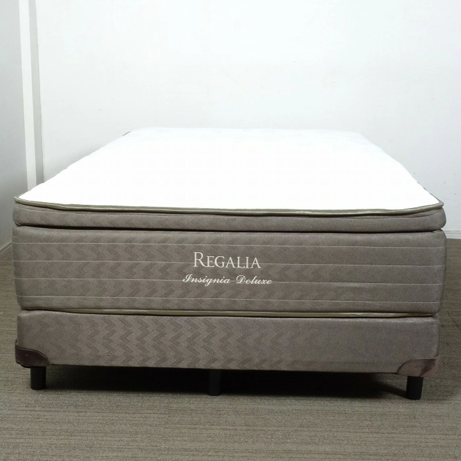 ◾︎SELUNO◾︎ 【展示美品】IDC大塚家具×KINGSDOWN キングスダウン