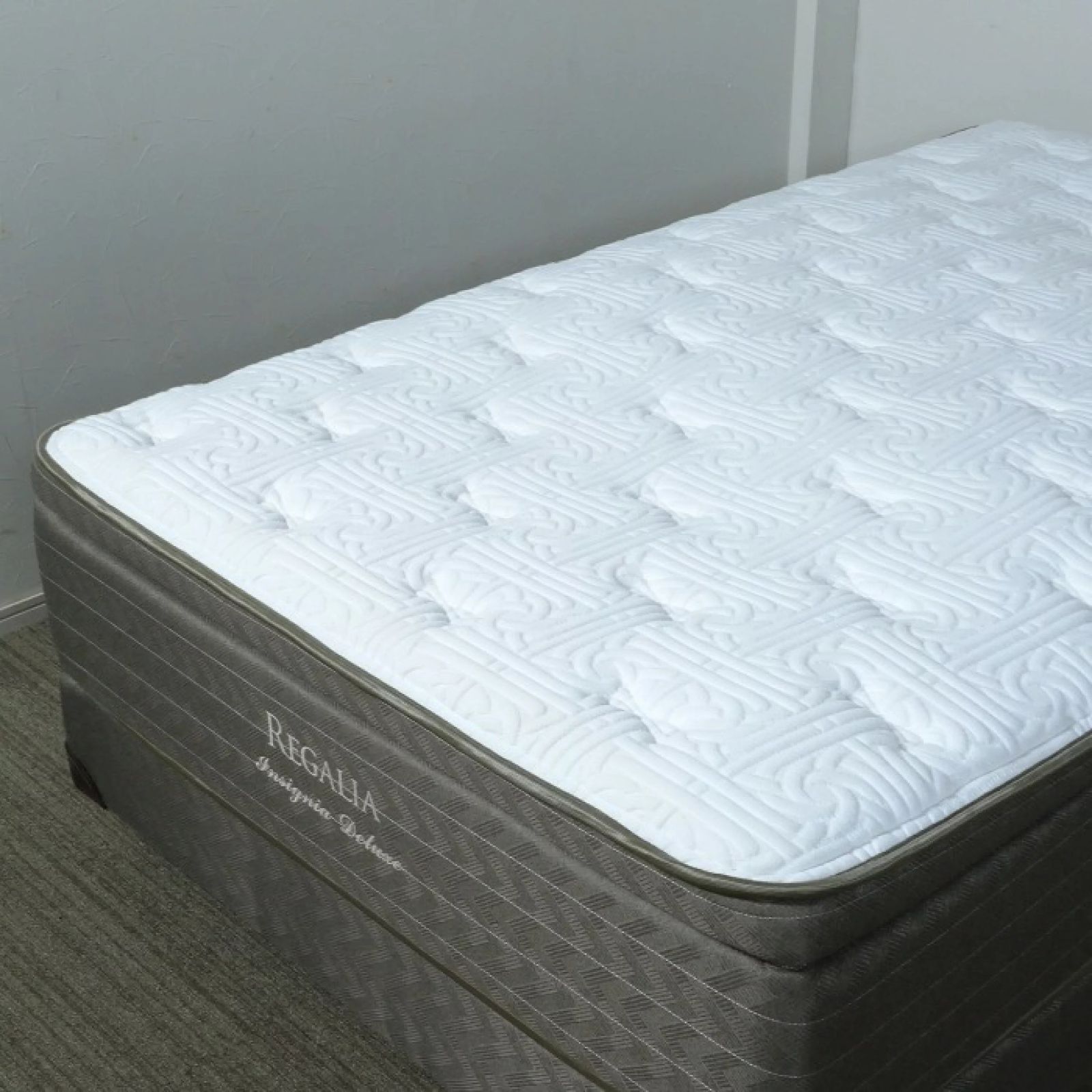 ◾︎SELUNO◾︎ 【展示美品】IDC大塚家具×KINGSDOWN キングスダウン