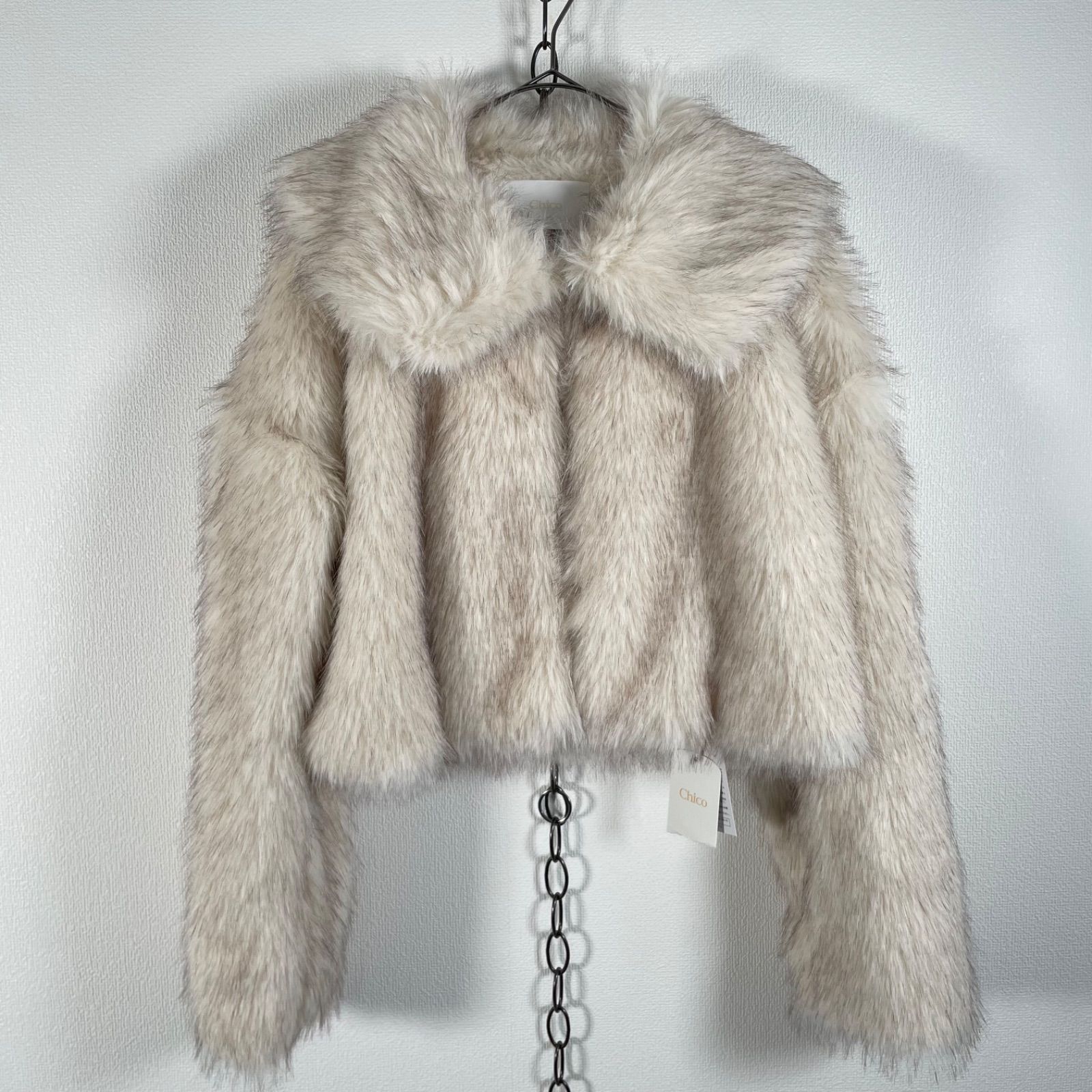 未使用タグ付き Chico ファーショートコート ファージャケット