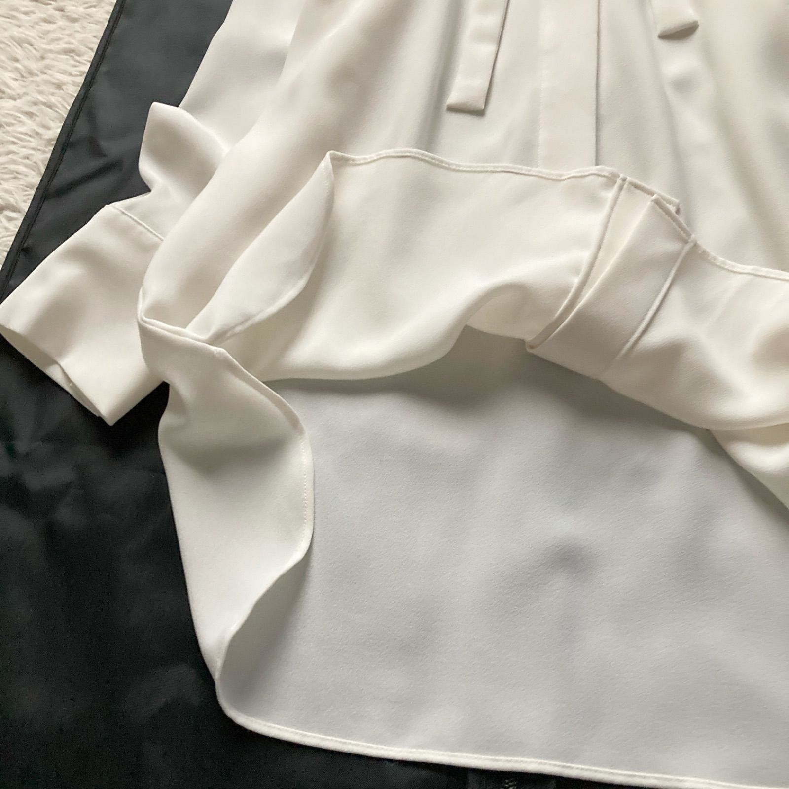 美品 Theory セオリー とろみ素材 ボウタイブラウス 長袖 ロング