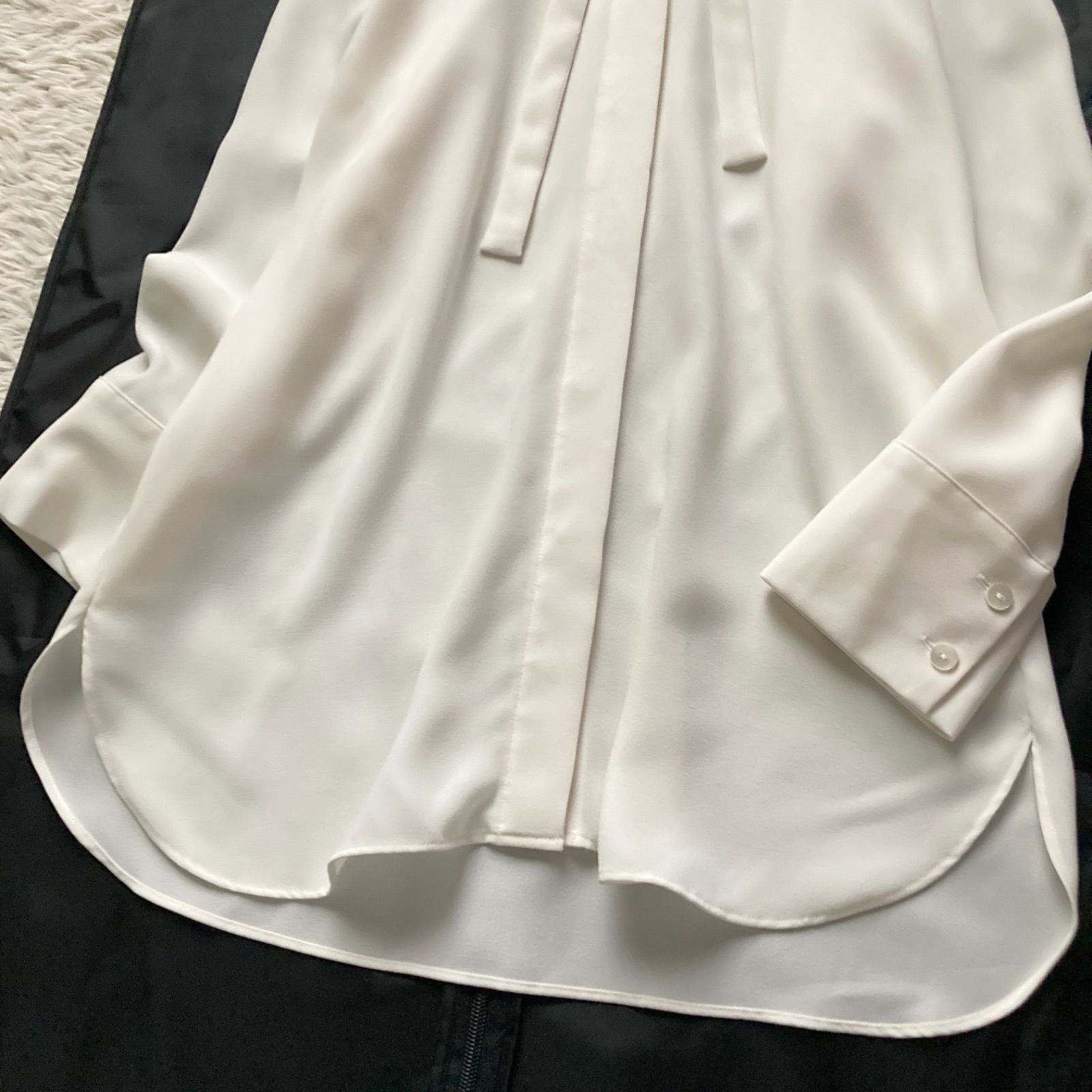 美品 Theory セオリー とろみ素材 ボウタイブラウス 長袖 ロング