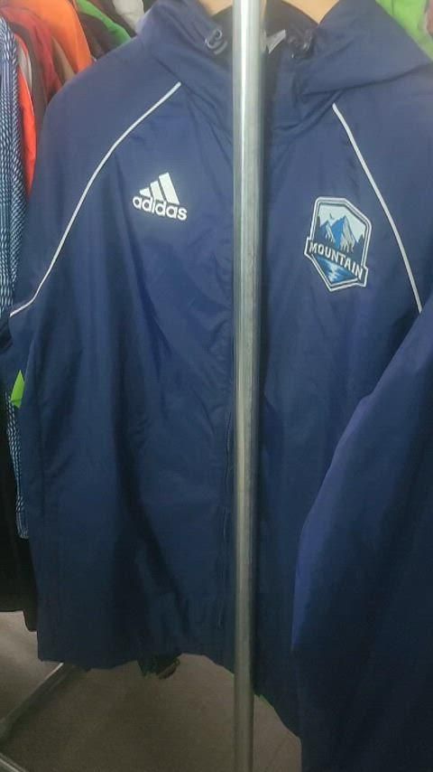 NH Quakind ラグビー ウィンドブレーカー フード ブラック 3200006