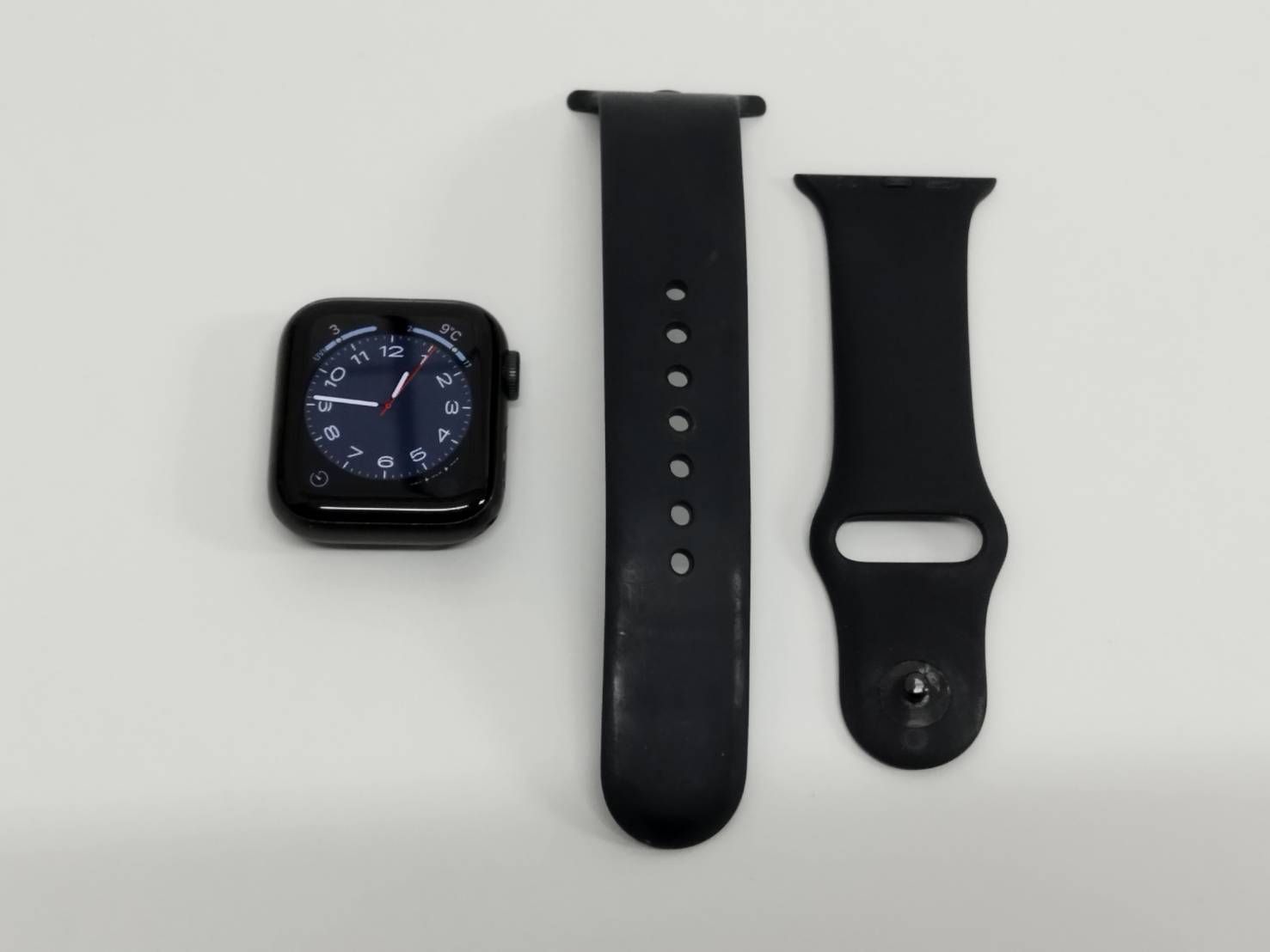 Apple Watch Series 5|GPS セルラー|40 mm|A 2156|スペースグレー NWX 32 J|A